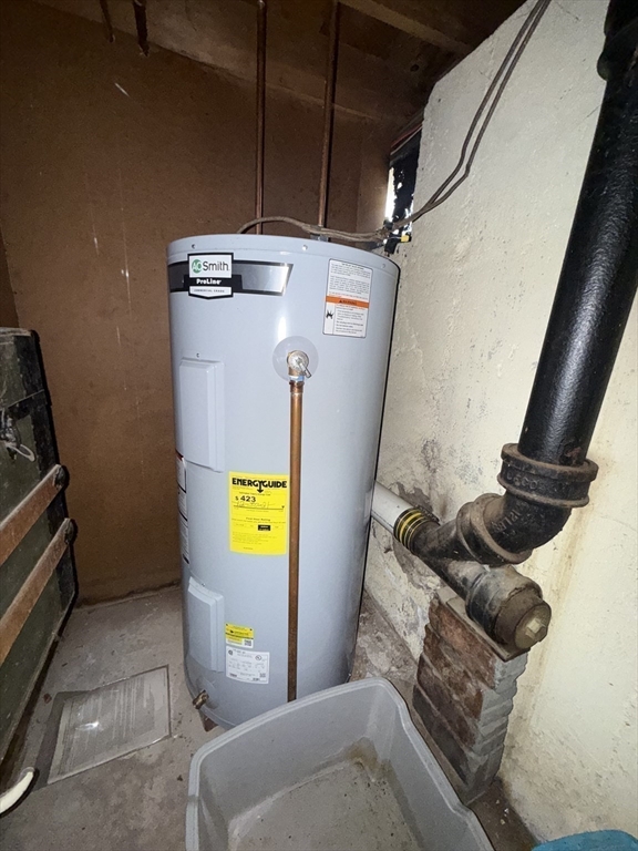 main property photo 8