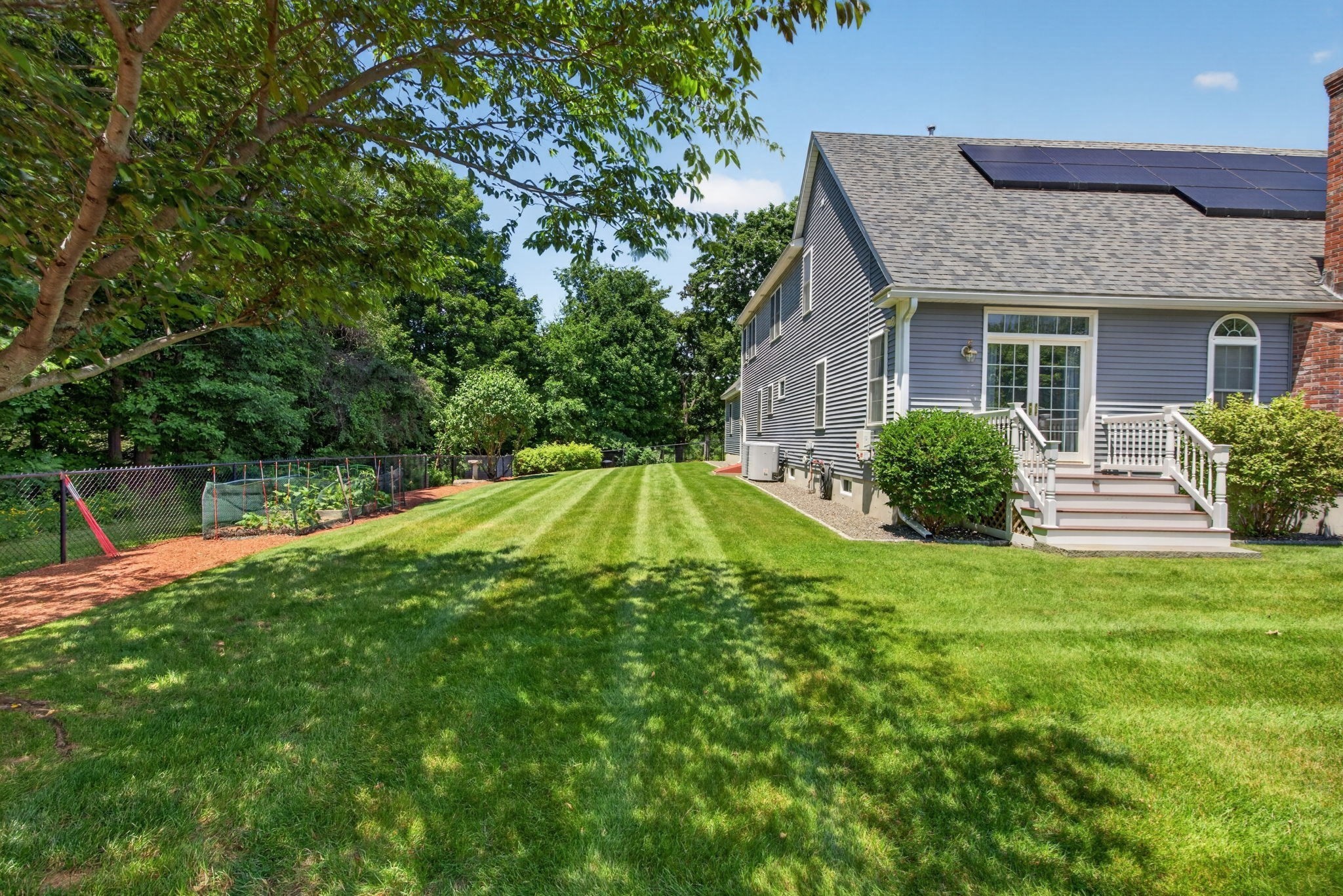 main property photo 41
