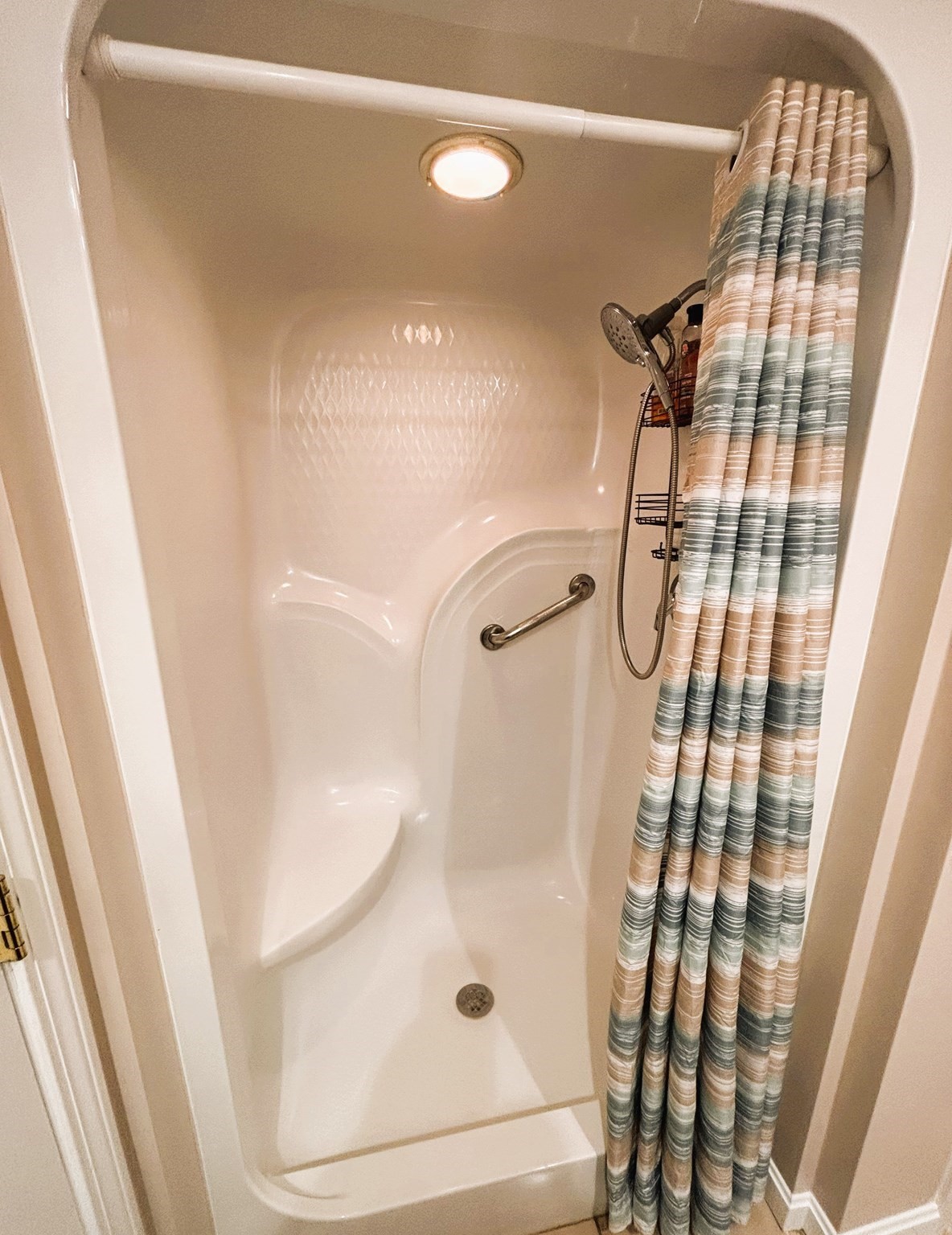main property photo 18