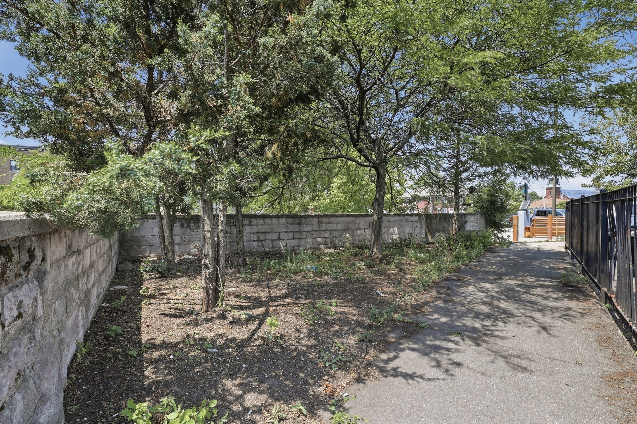 property viewer photo 30