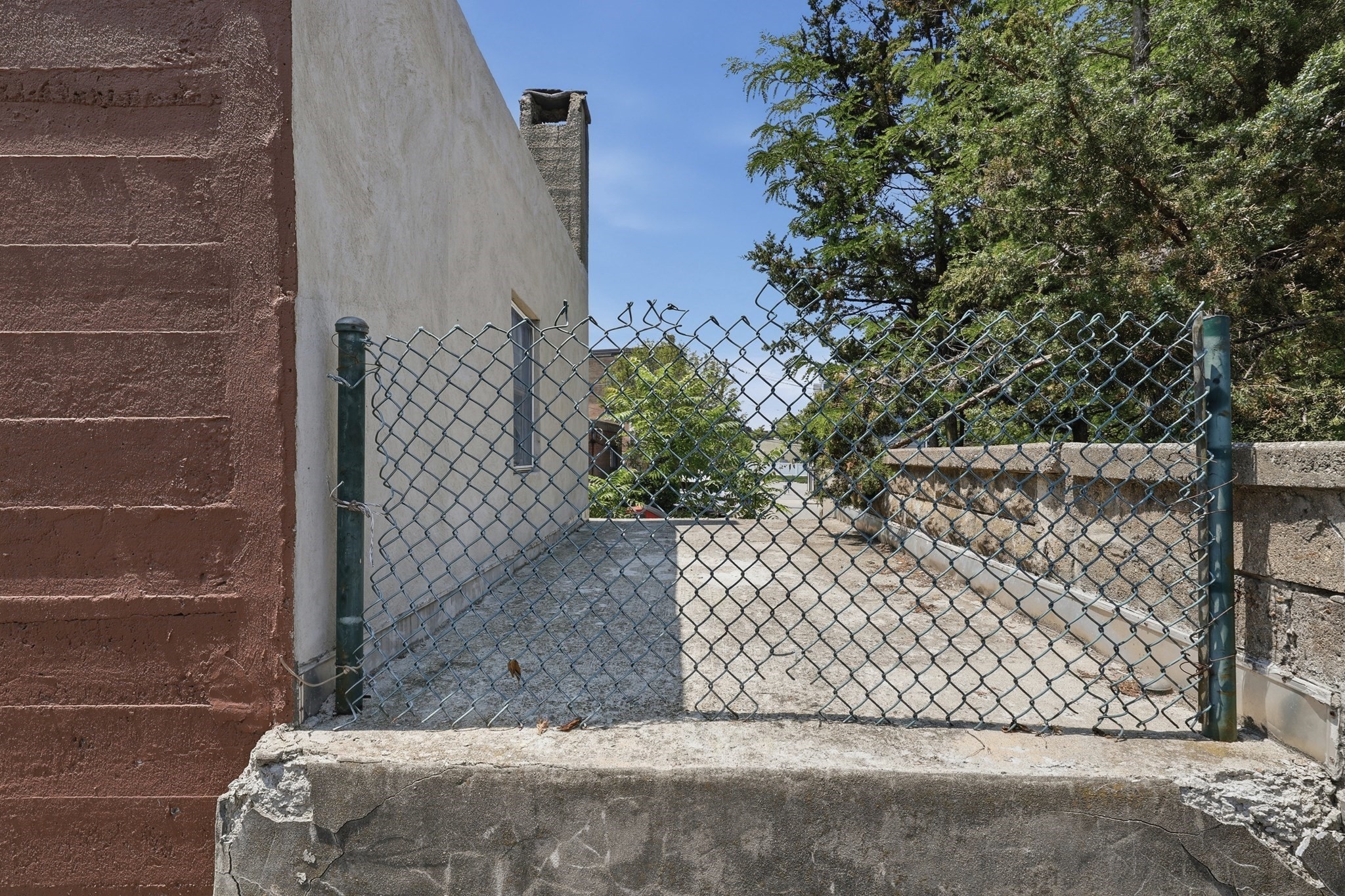property viewer photo 33