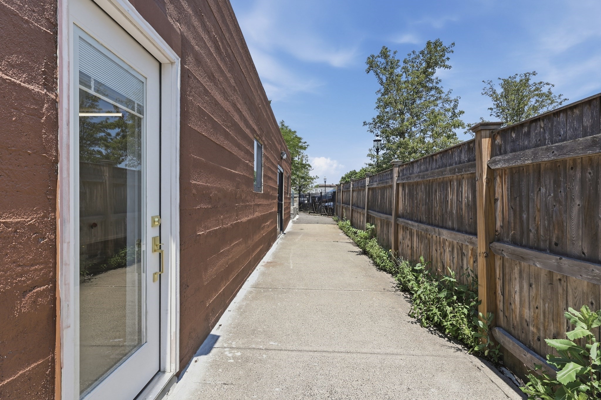 property viewer photo 37