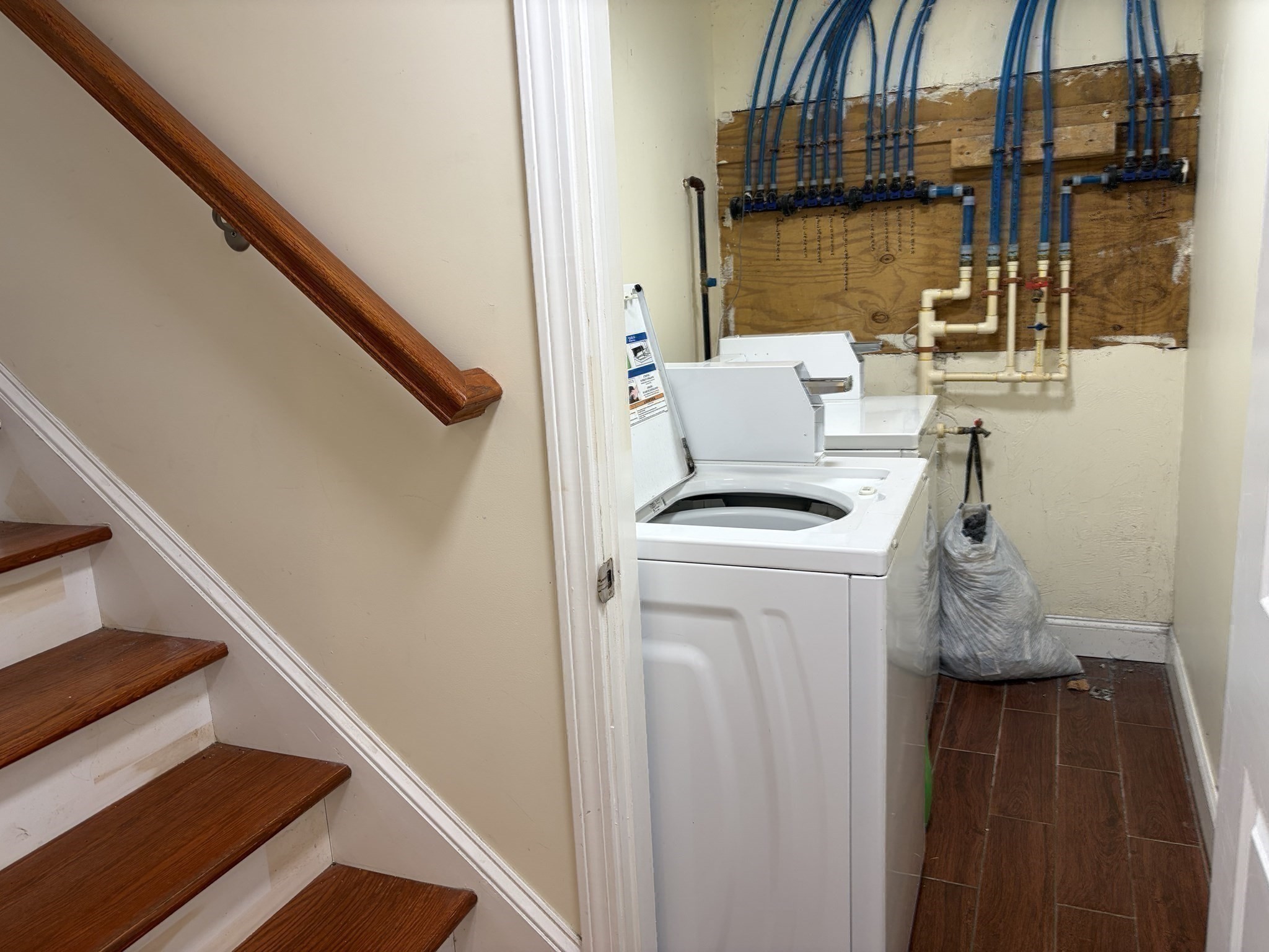 main property photo 19