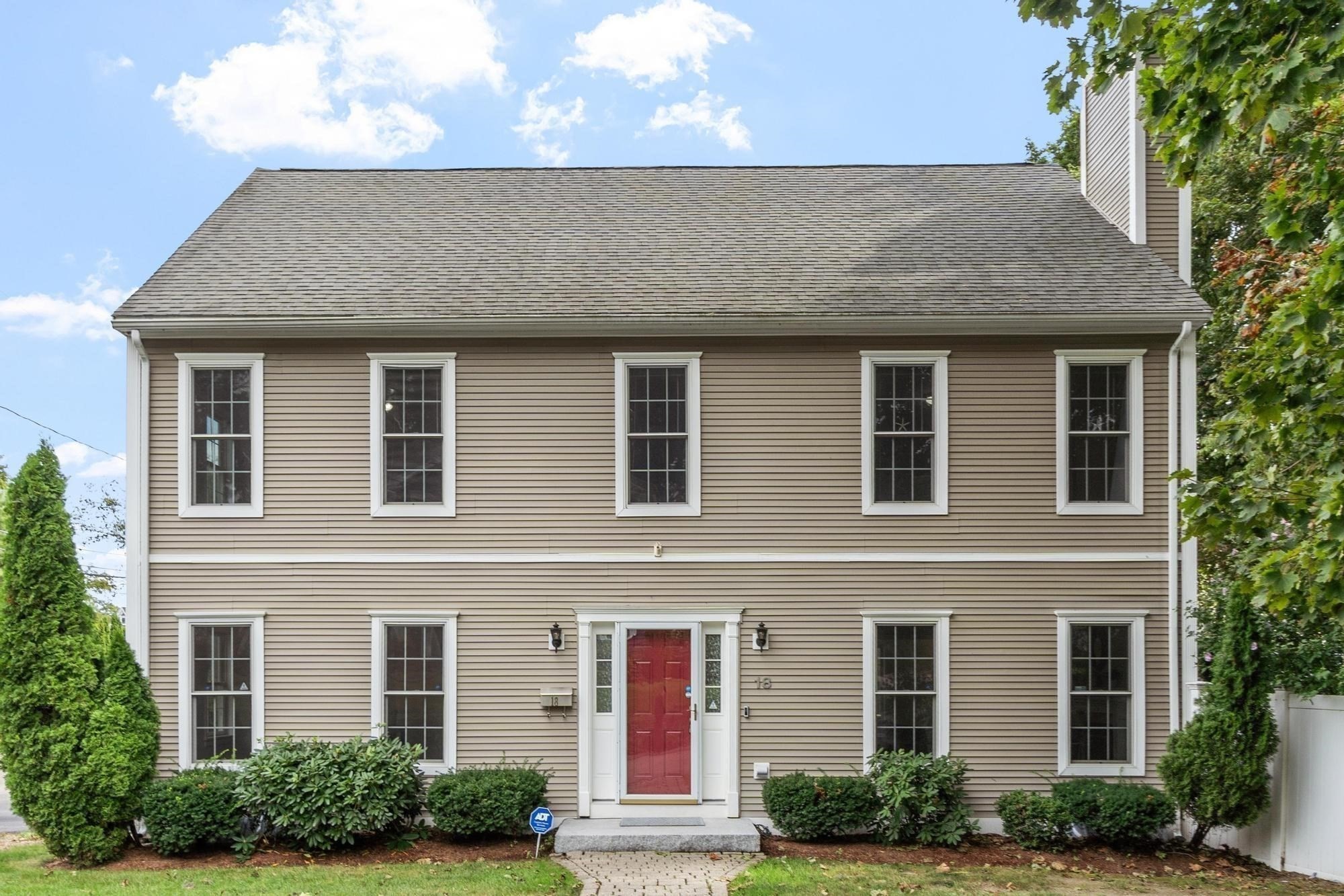main property photo 30