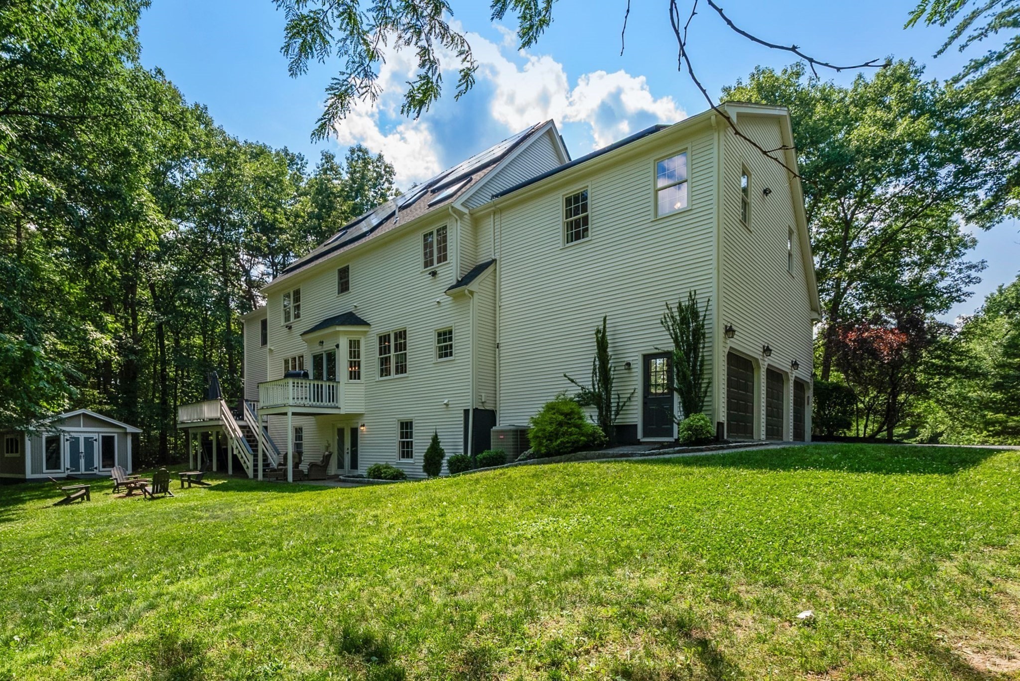 main property photo 34