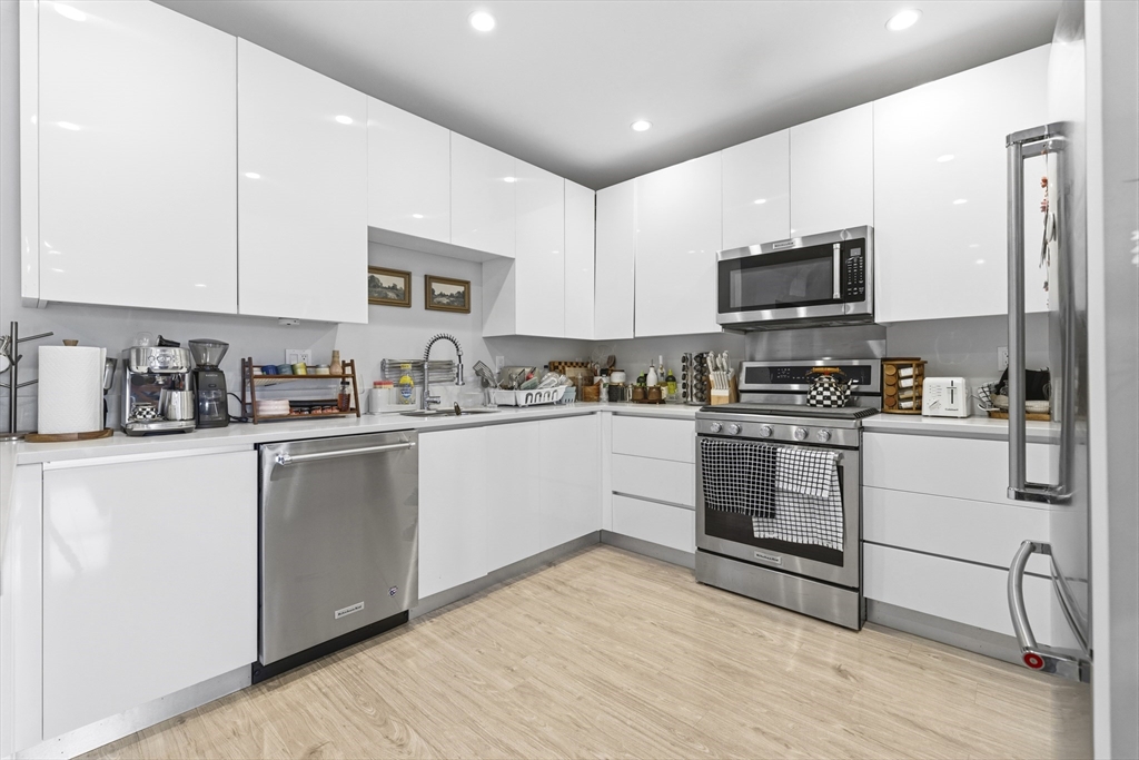 property viewer photo 5