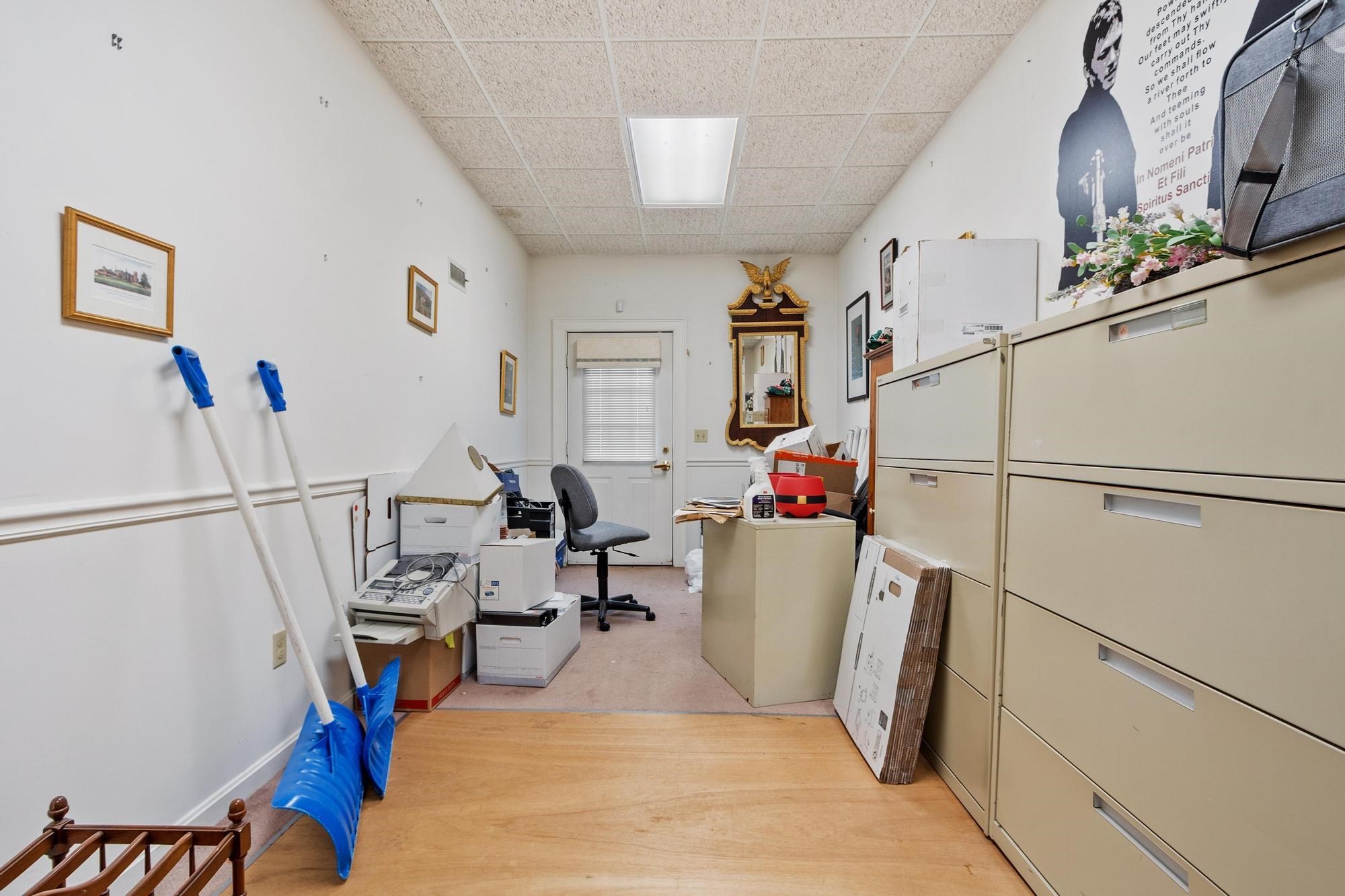 main property photo 19
