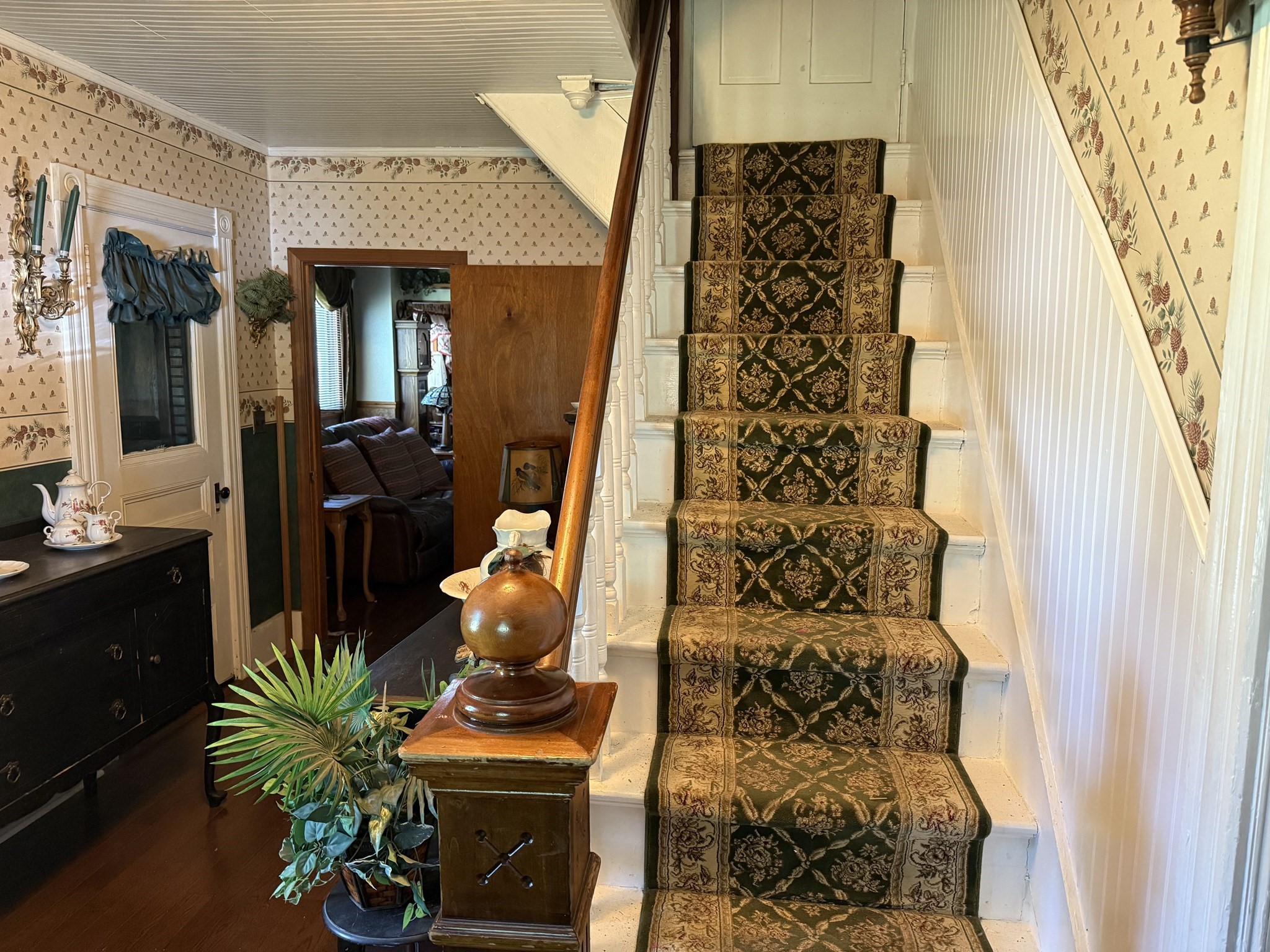 main property photo 28