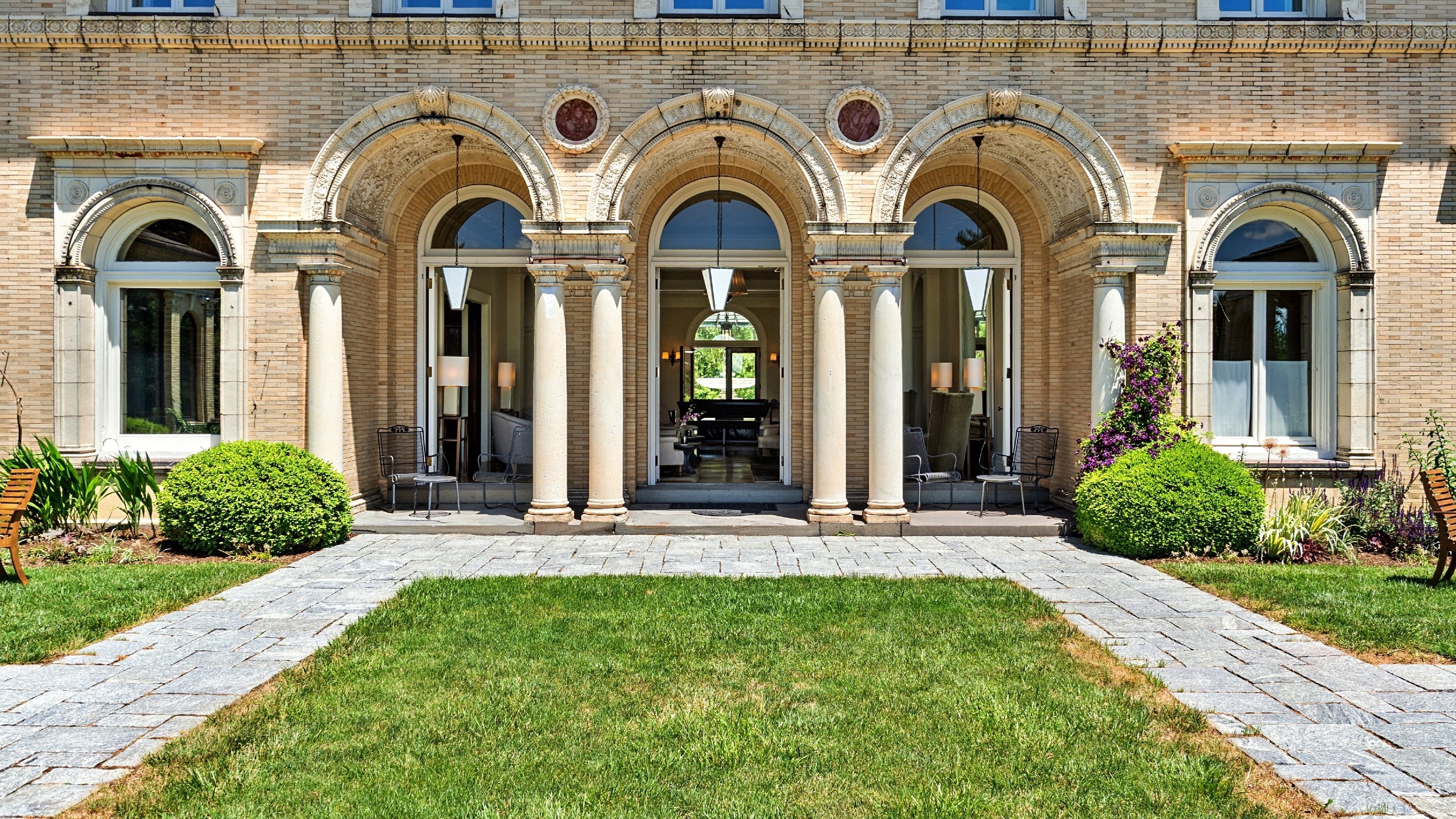 main property photo 32