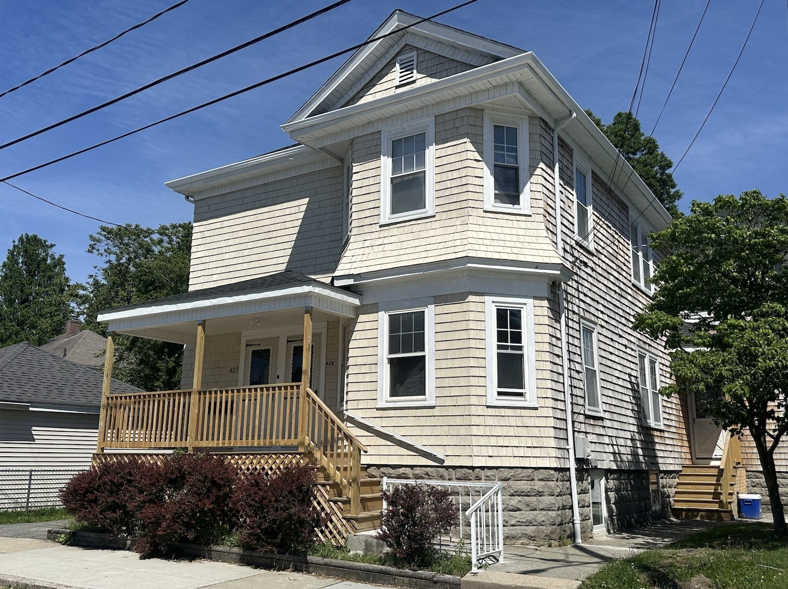 property viewer photo 1