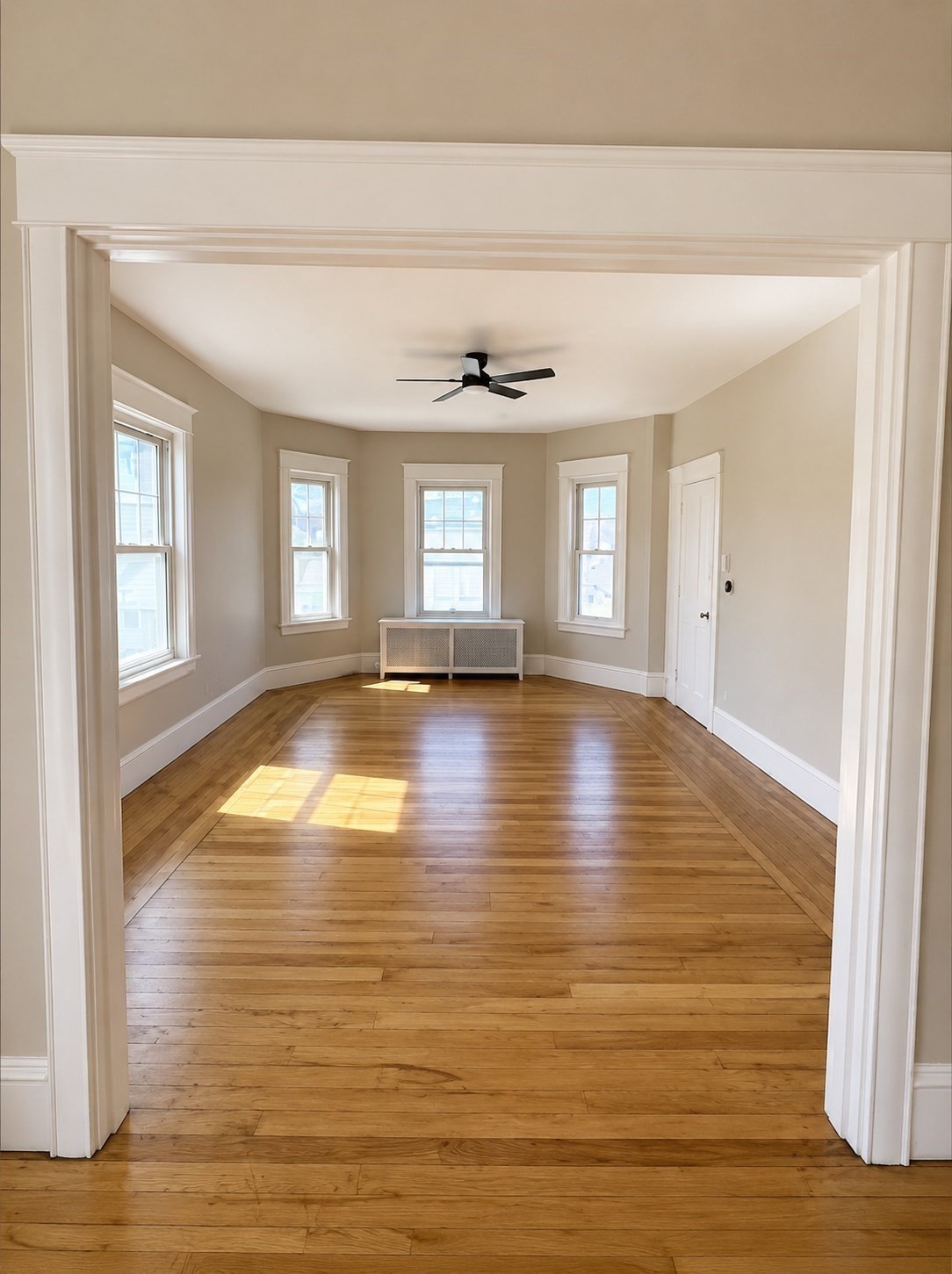 property viewer photo 15