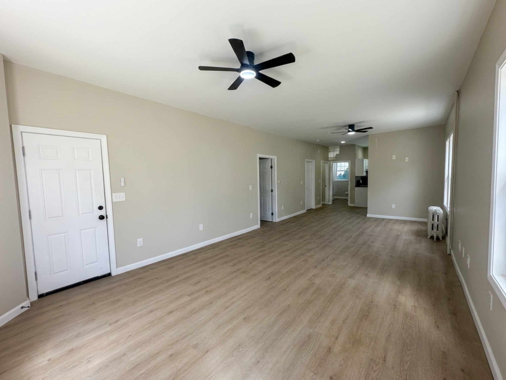 property viewer photo 8