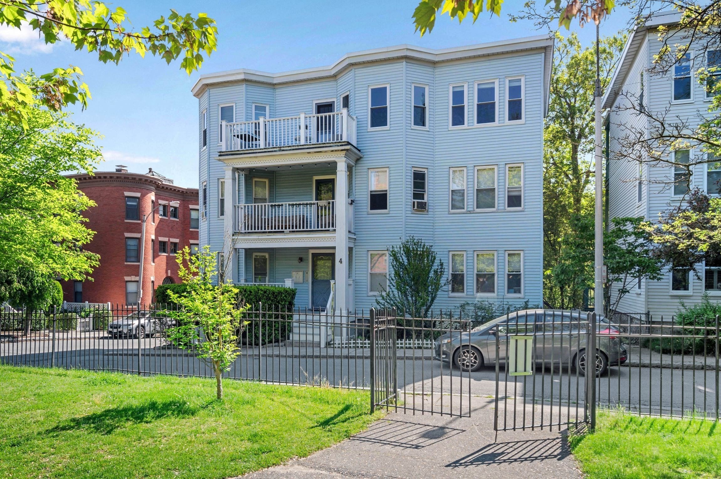 main property photo 18