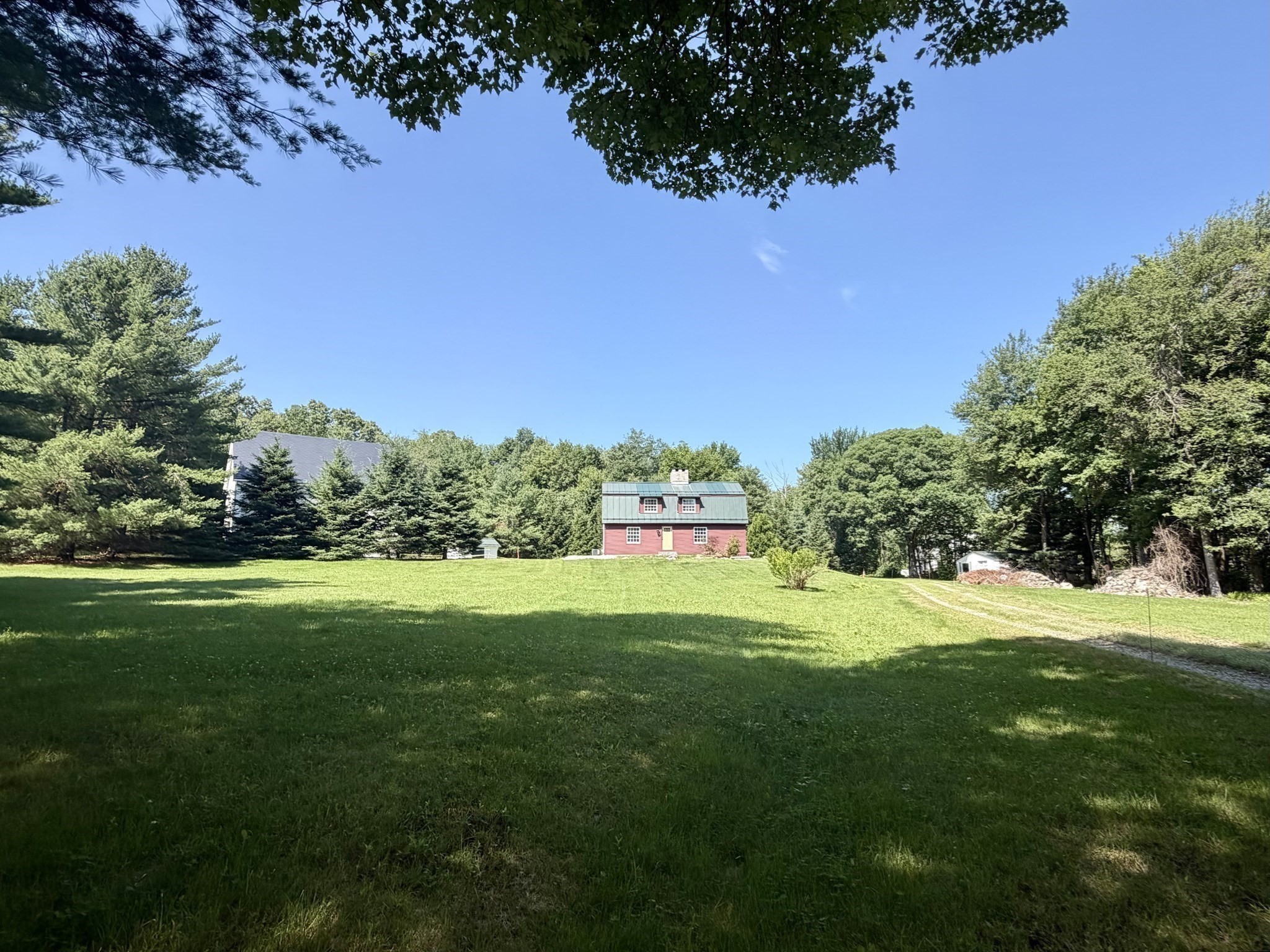 main property photo 22