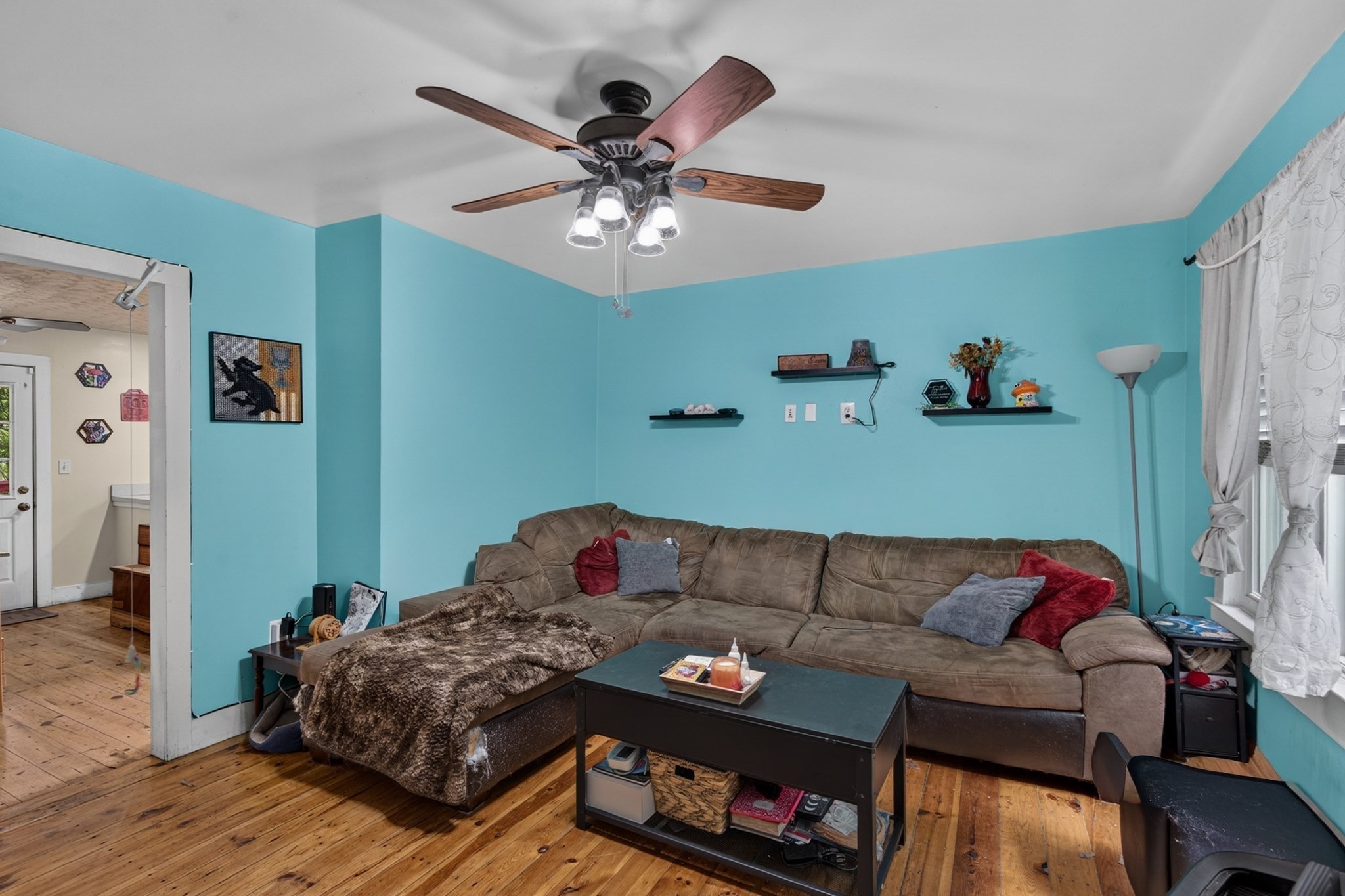 main property photo 6