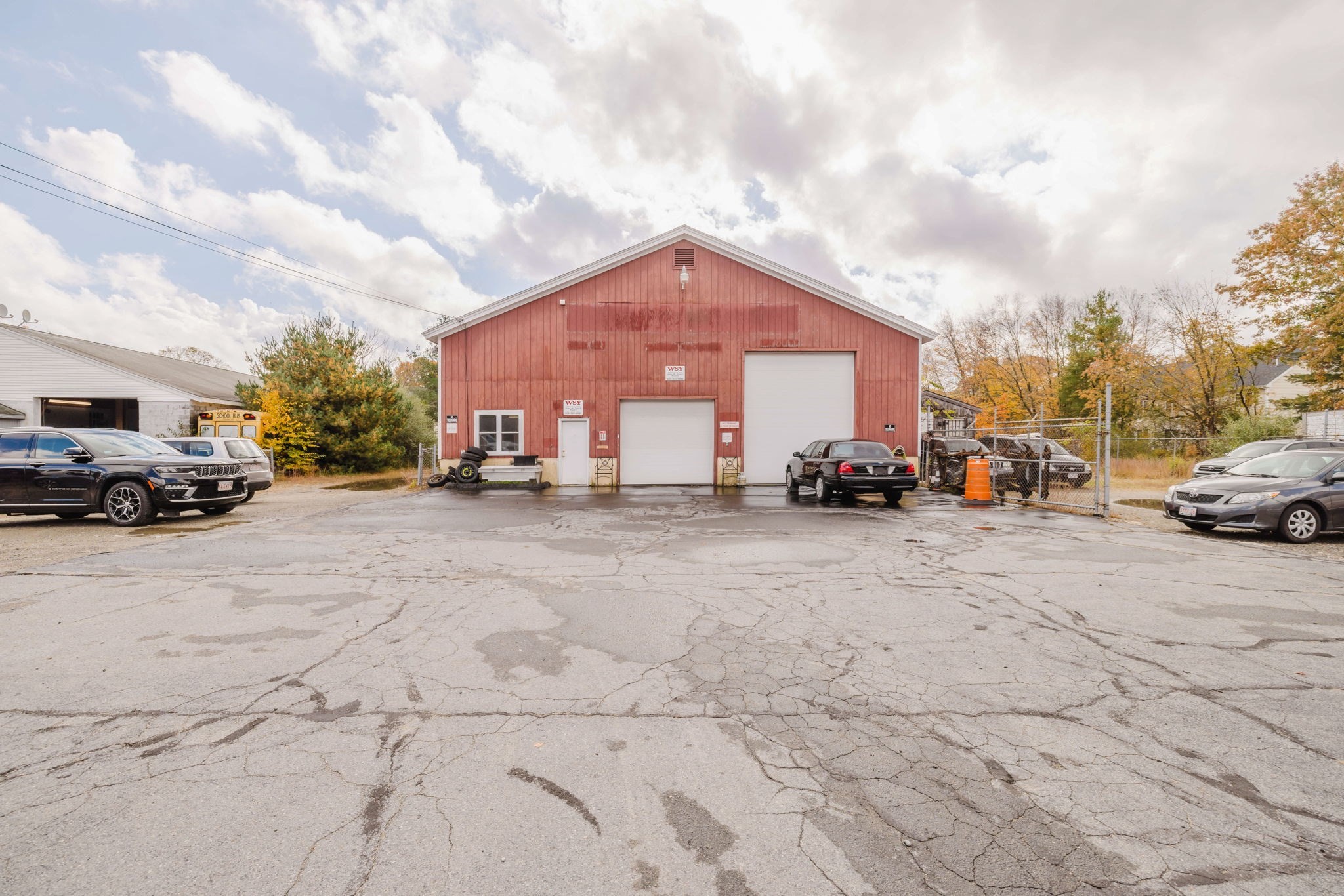 main property photo 34
