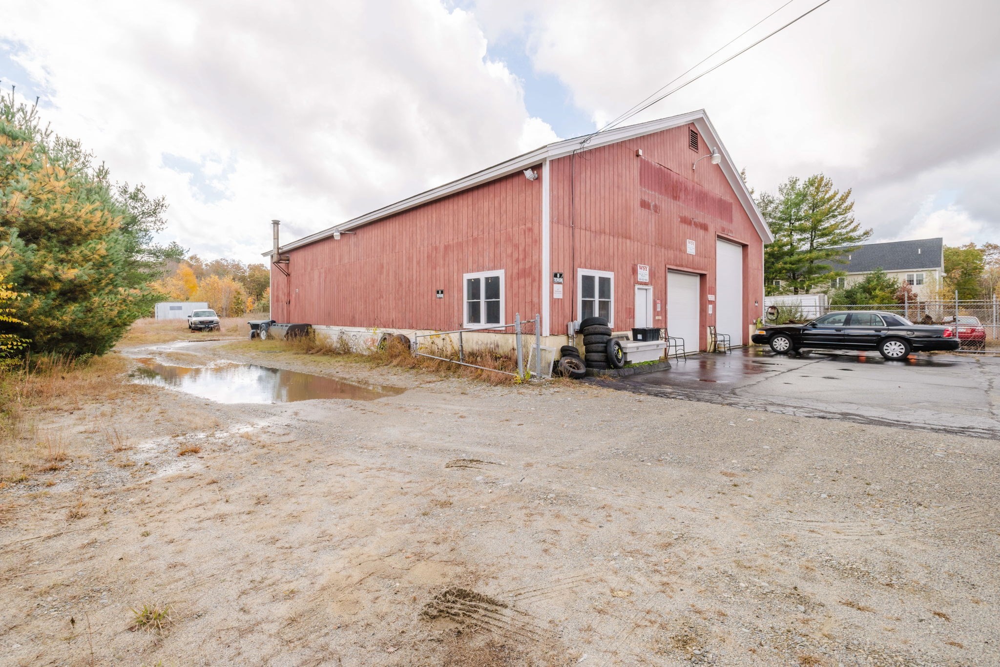 main property photo 39