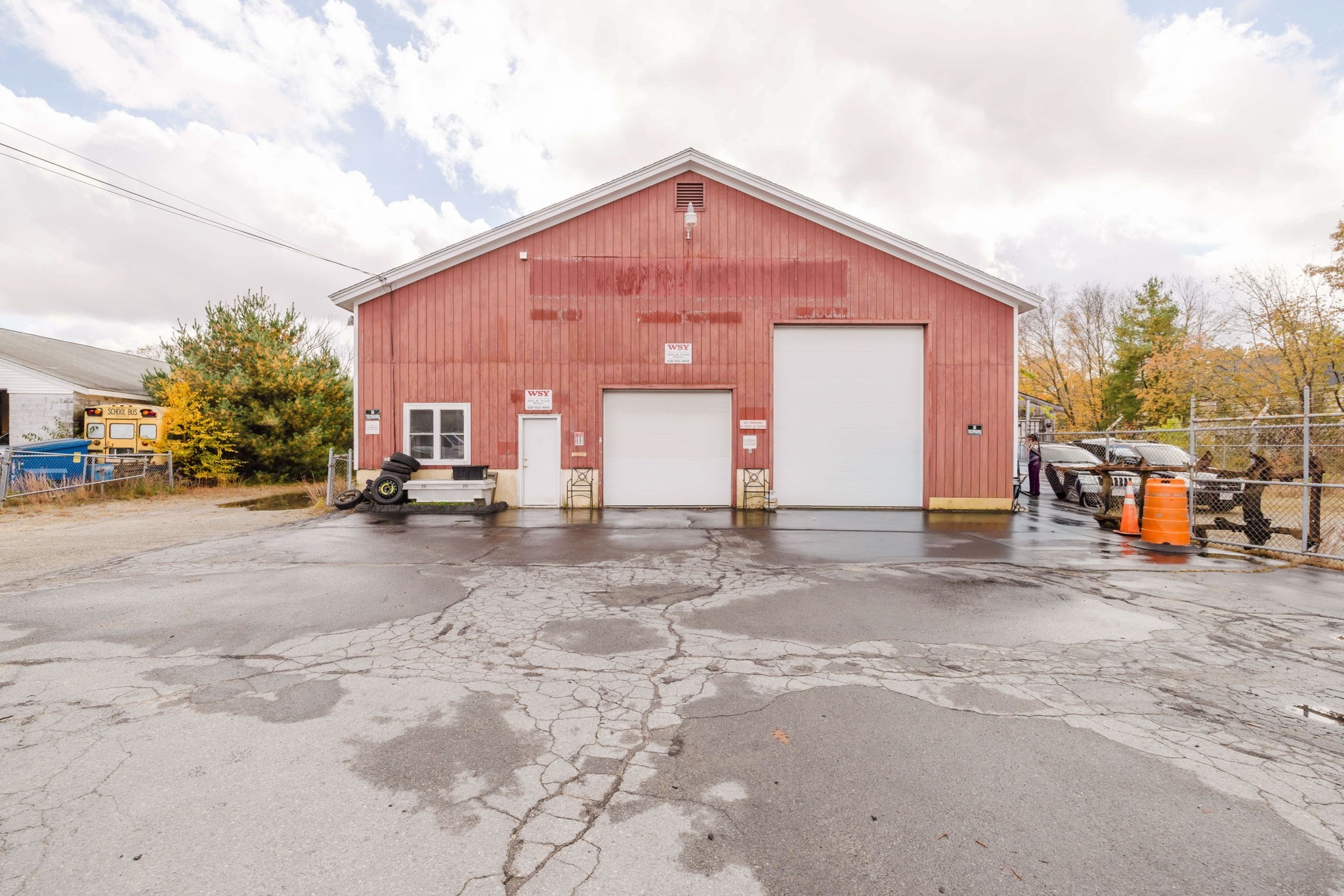 main property photo 40