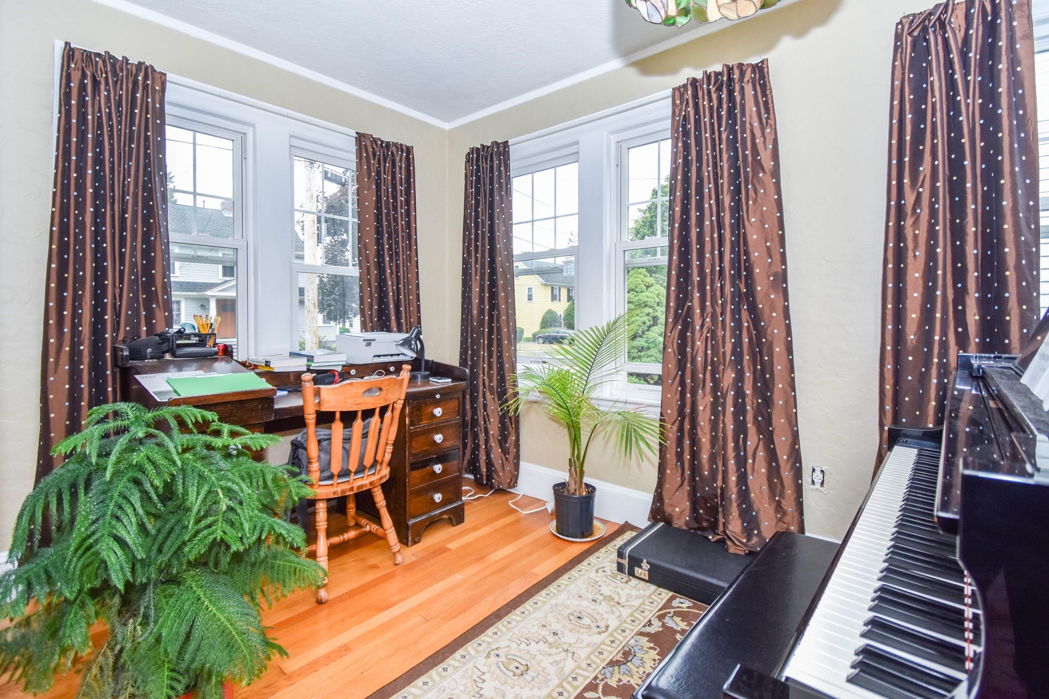 main property photo 5