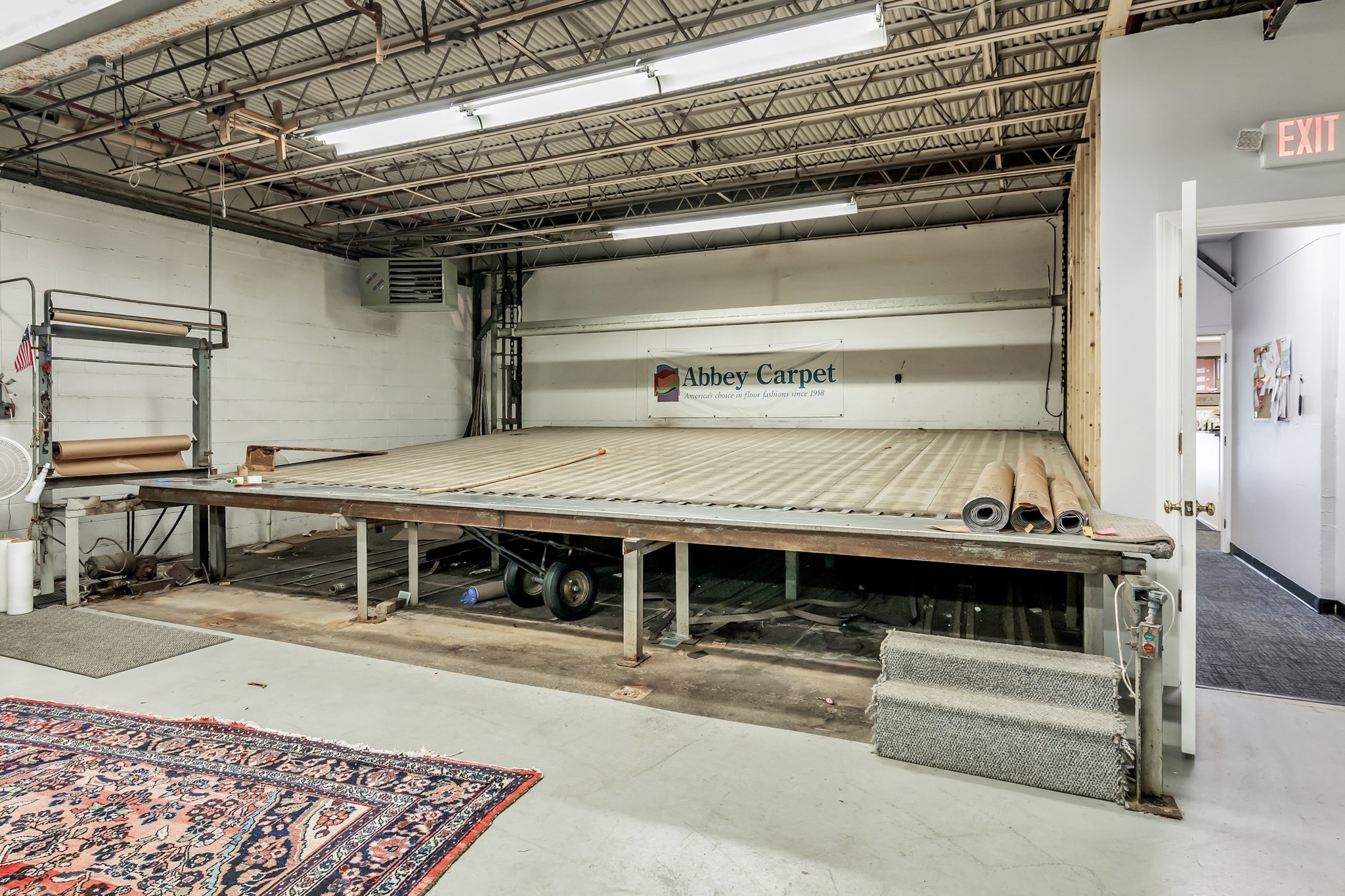 main property photo 10
