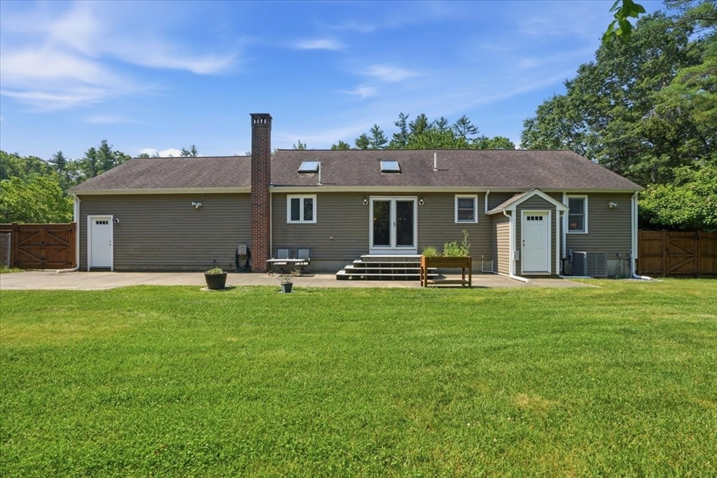 main property photo 37