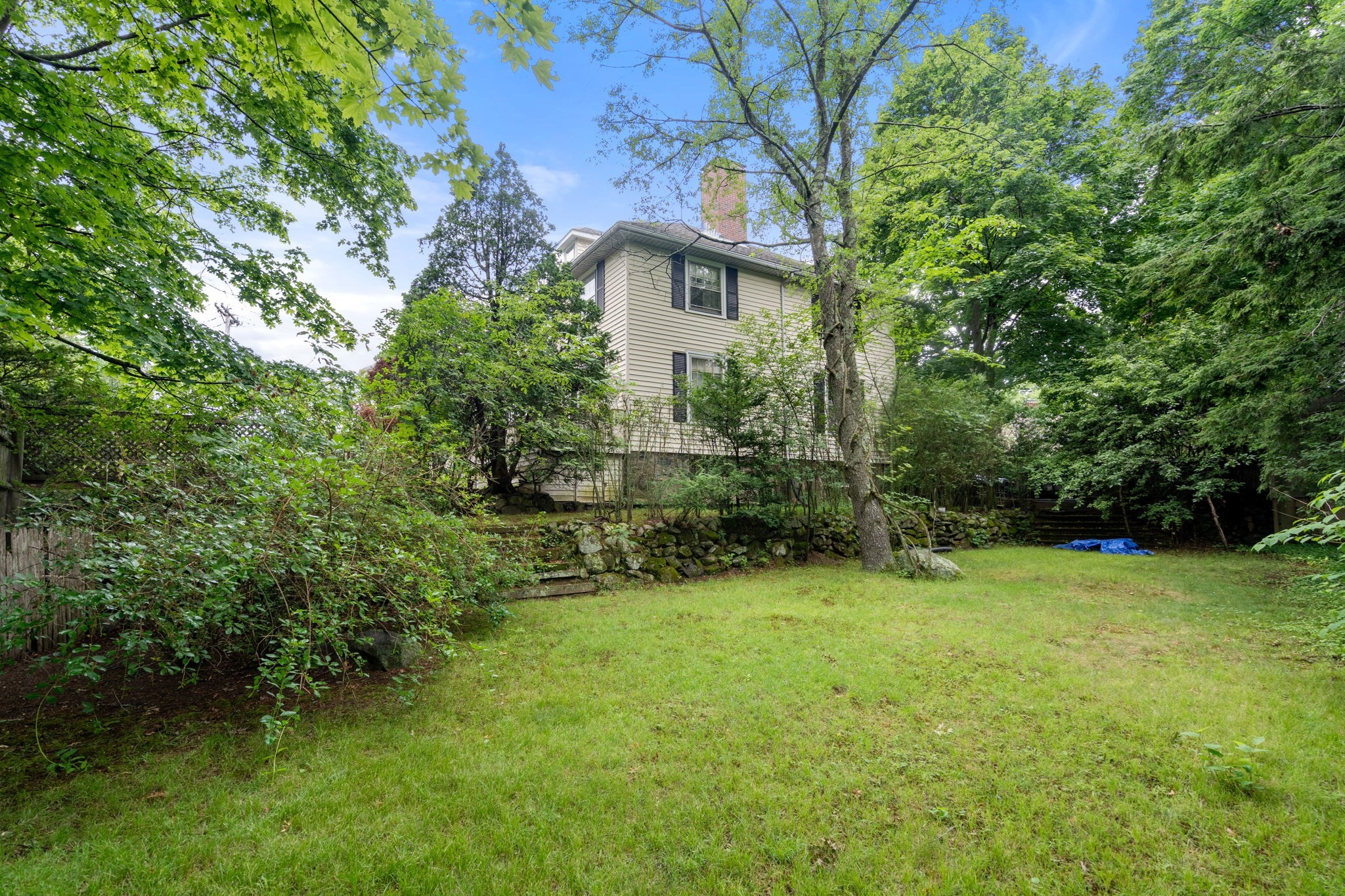 main property photo 5