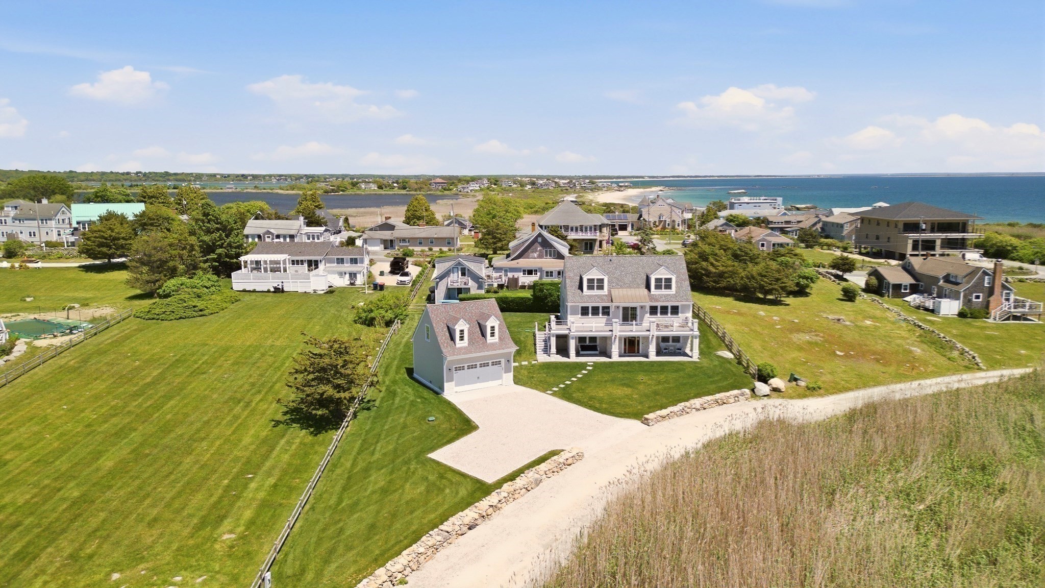 main property photo 35