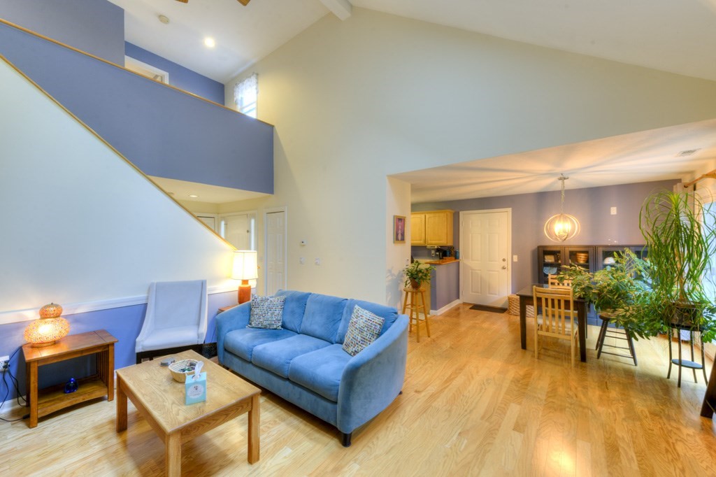 property viewer photo 10
