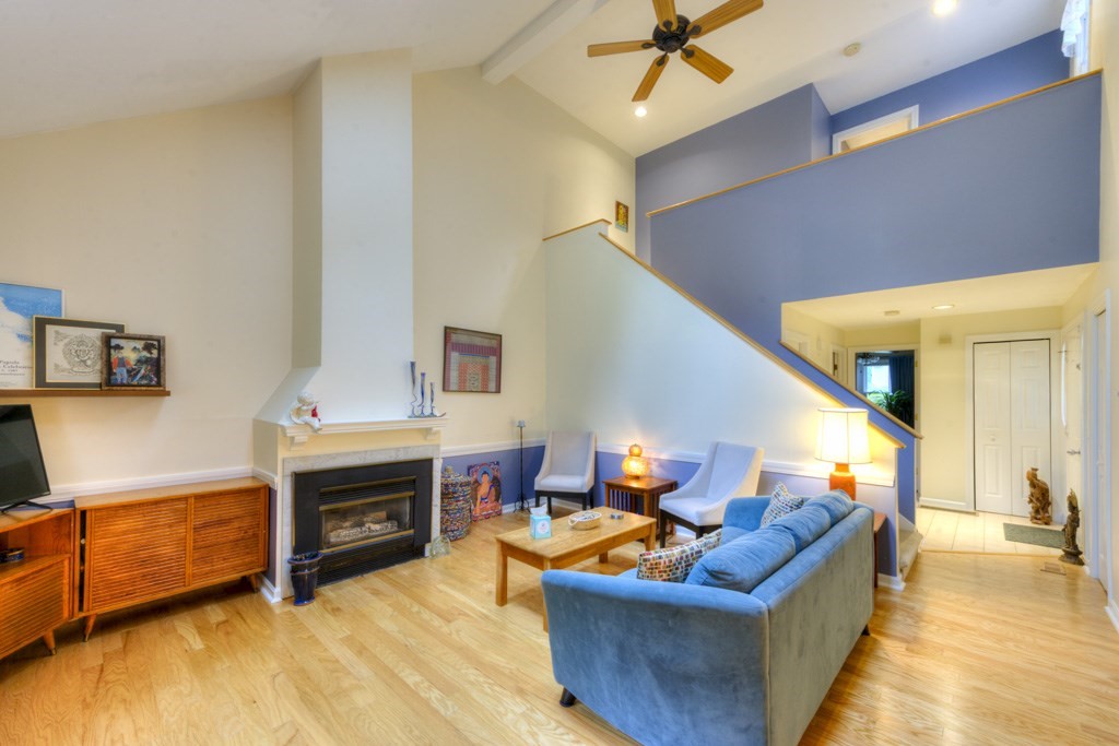 property viewer photo 5