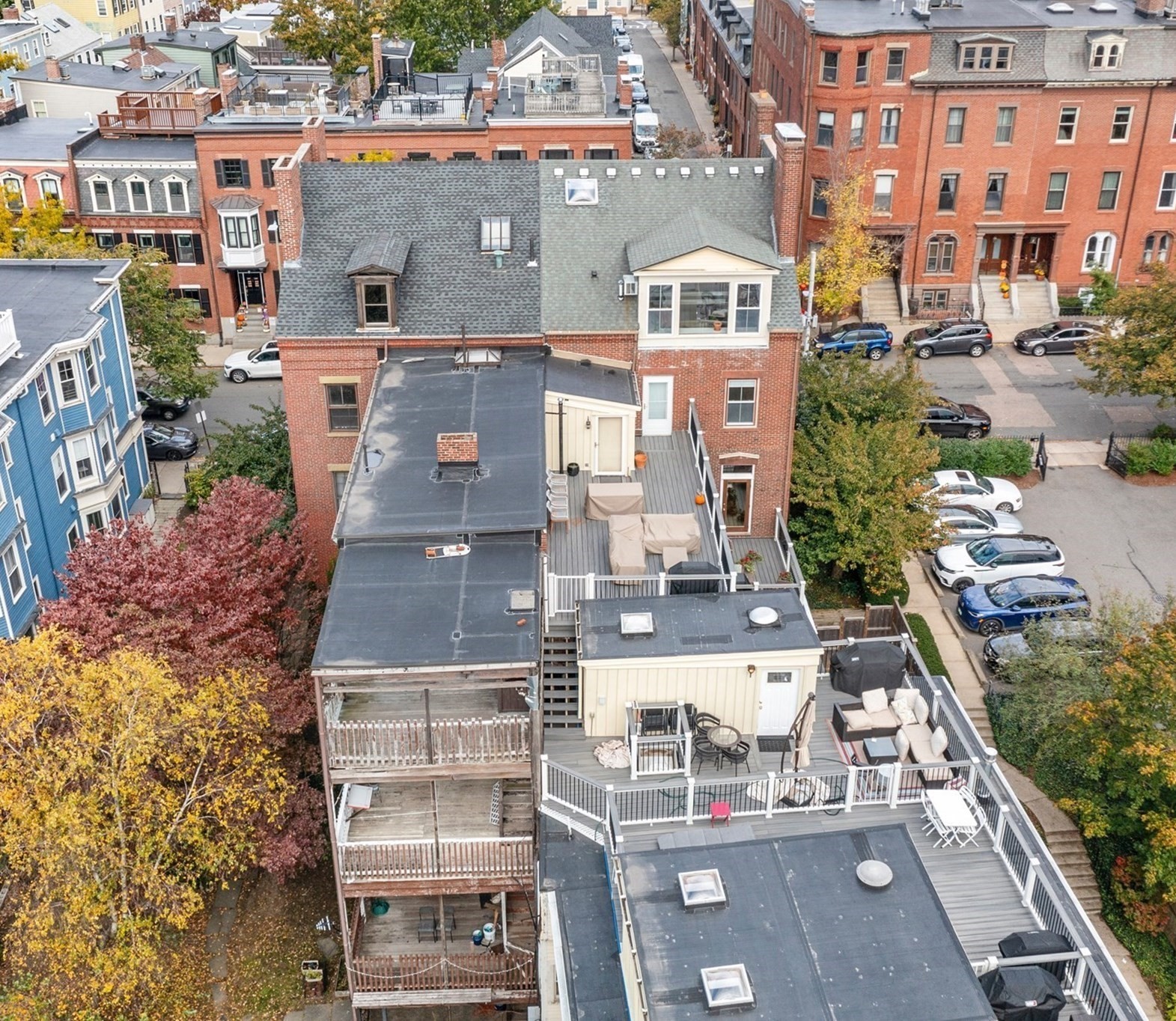 main property photo 14