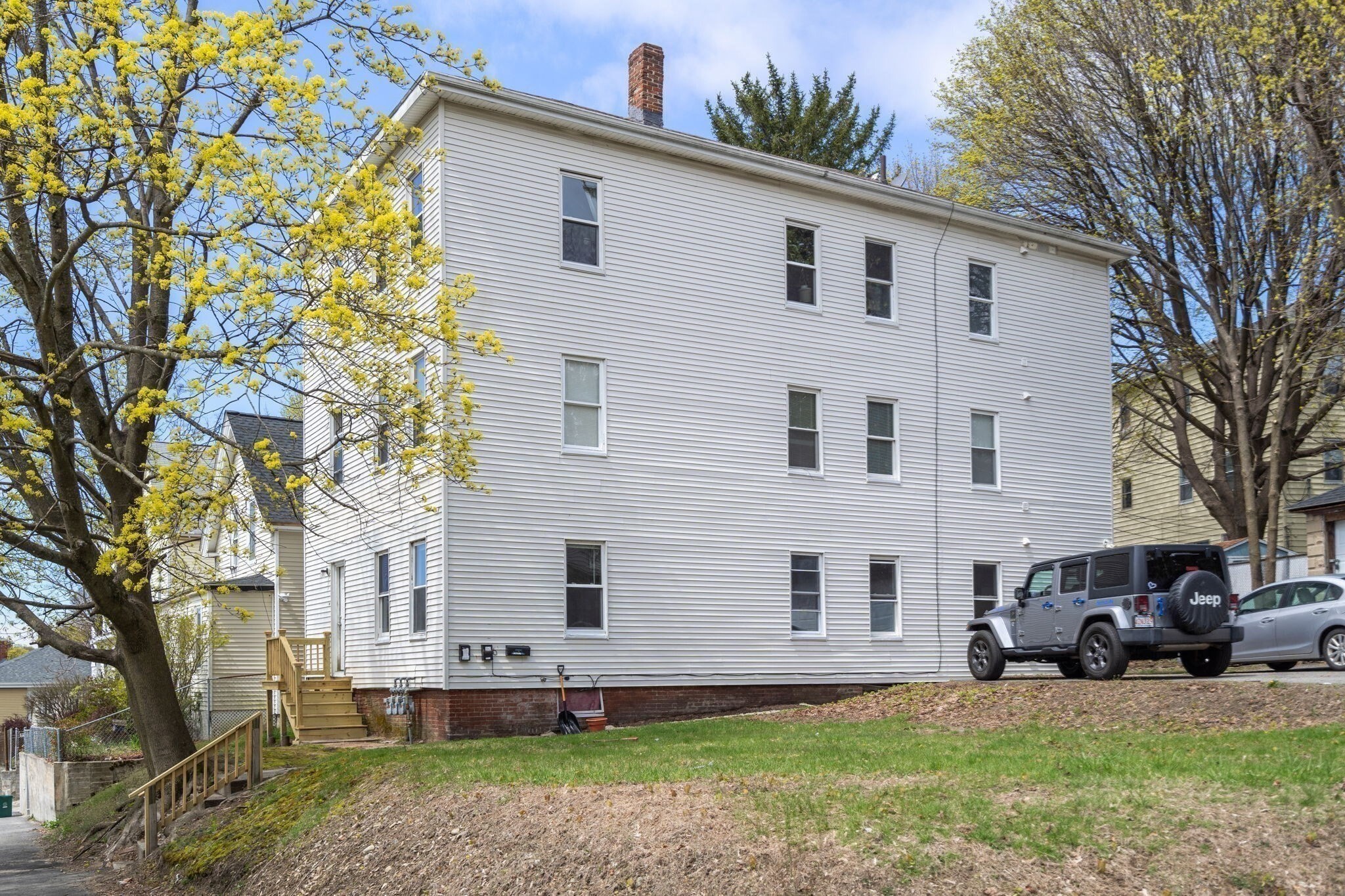 main property photo 5