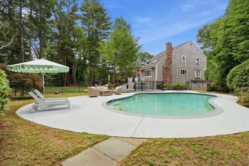 main property photo 29