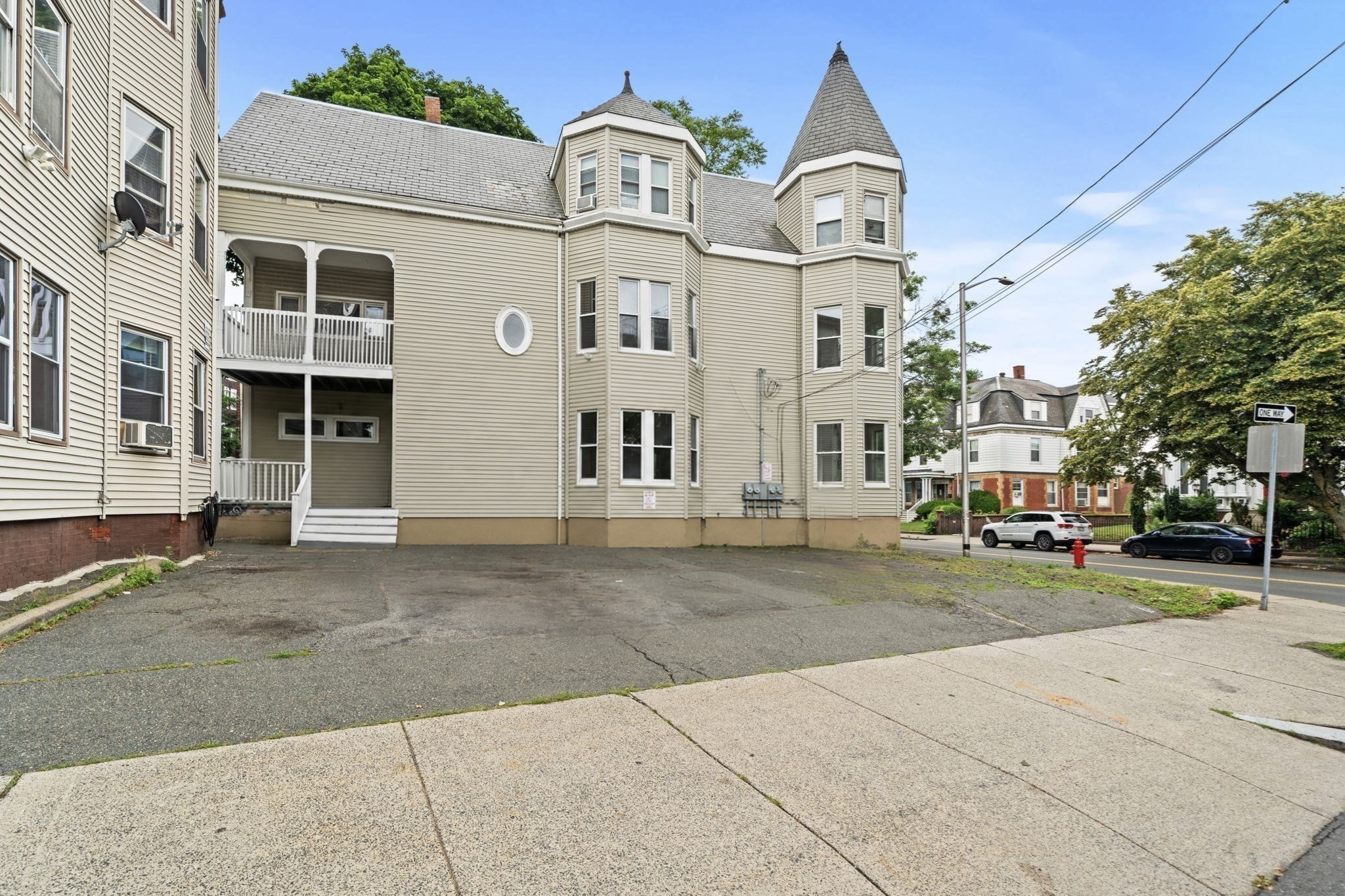 main property photo 34