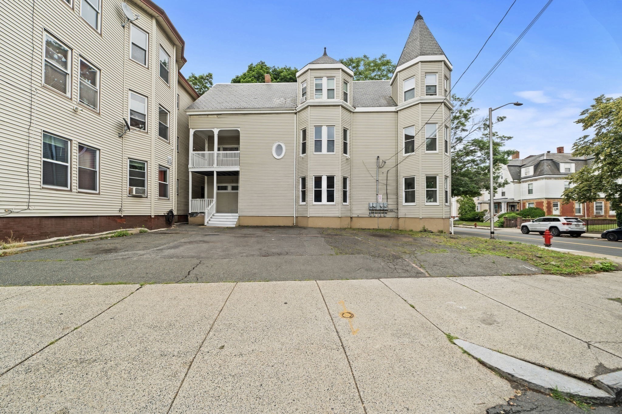 main property photo 37