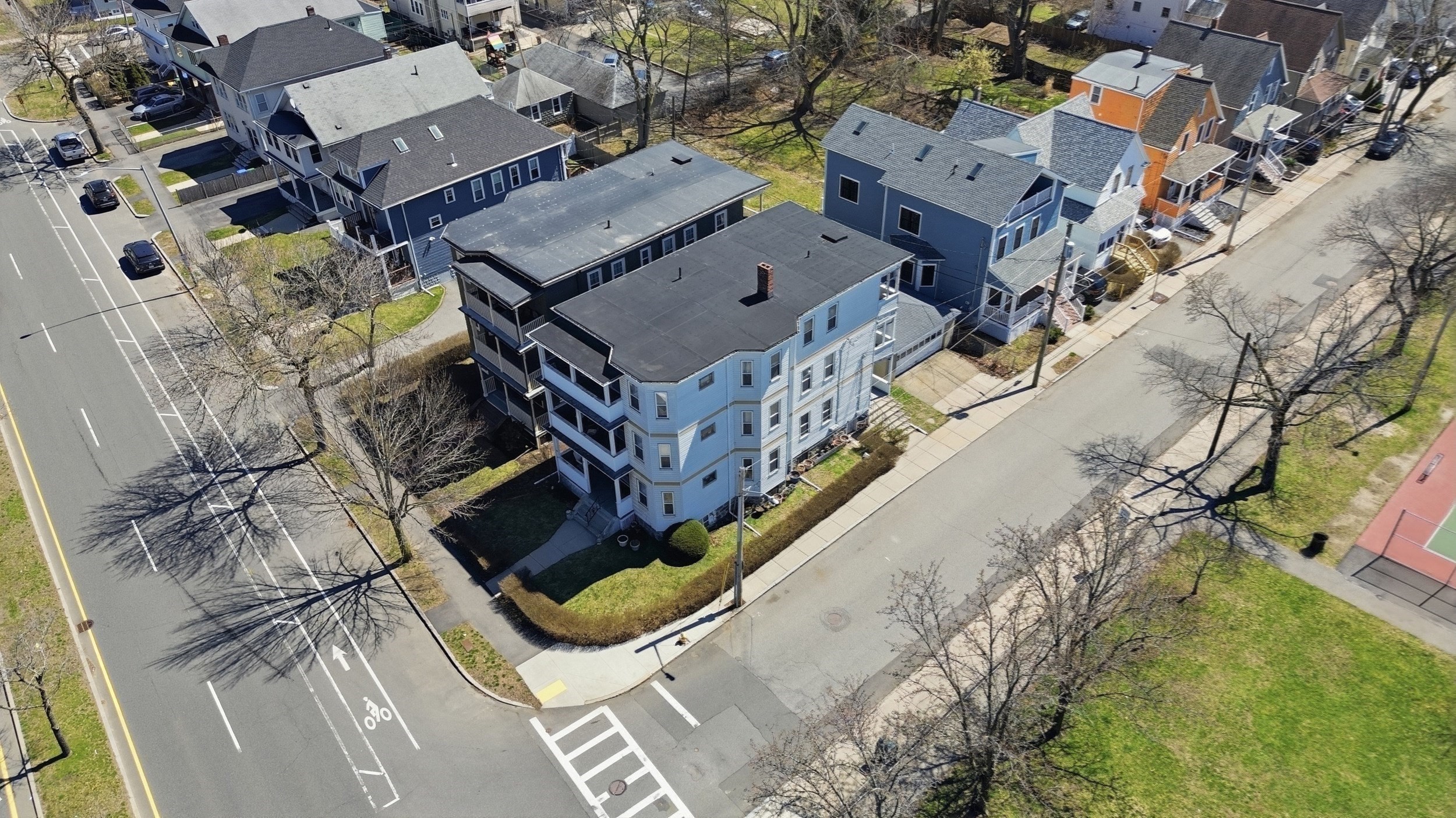 main property photo 35