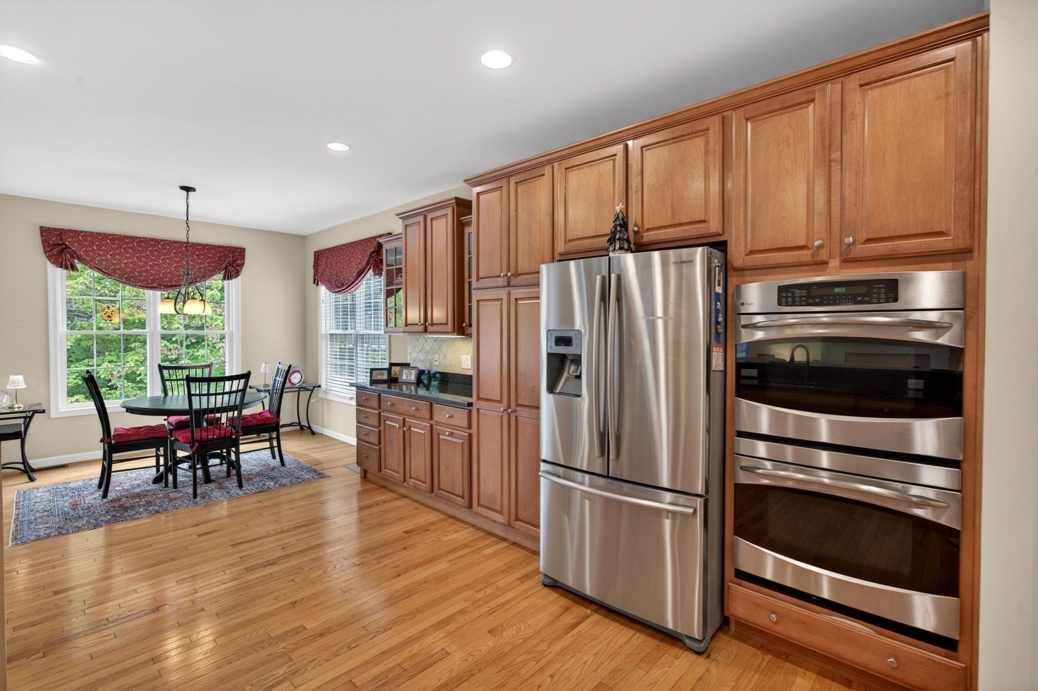 main property photo 13