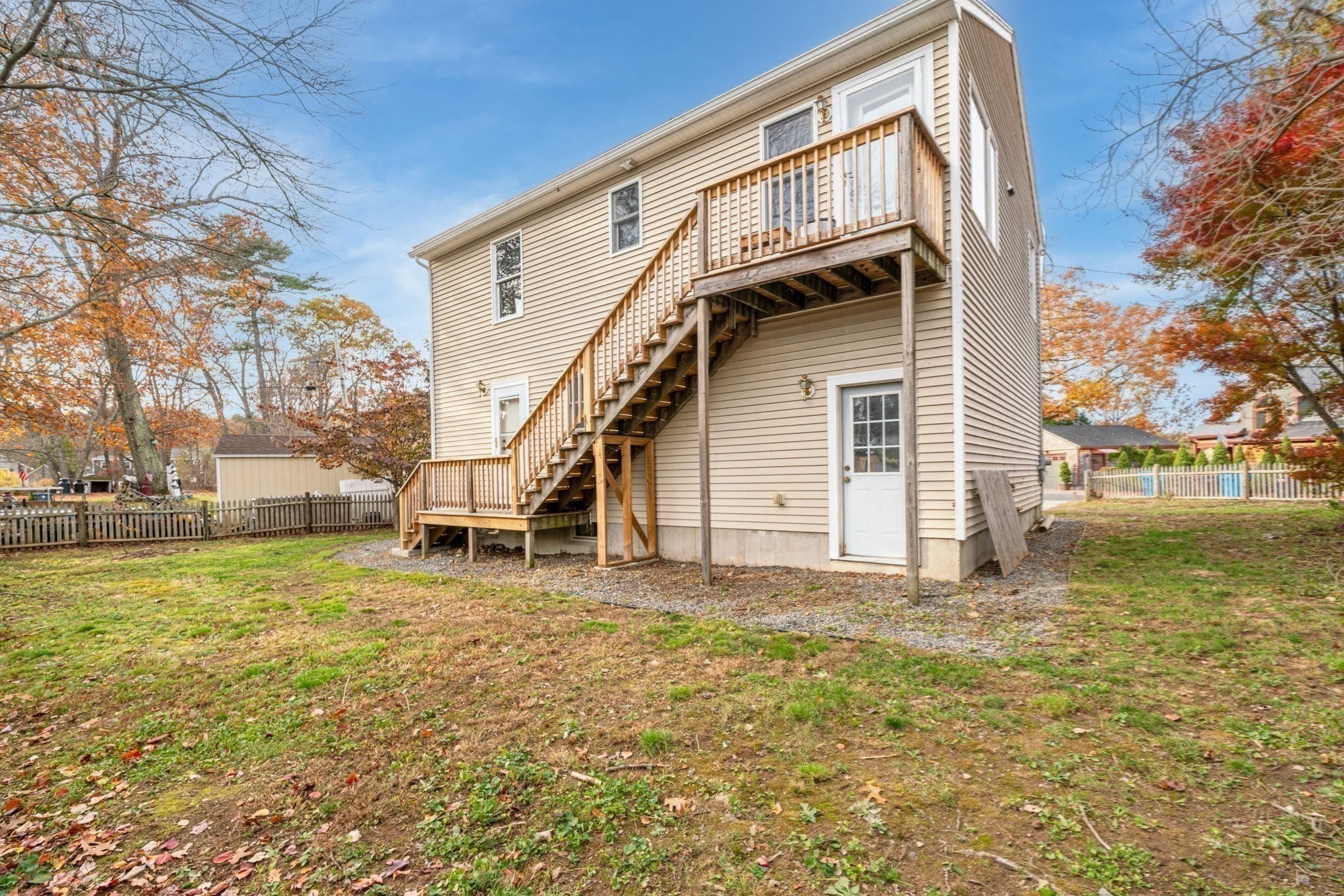 main property photo 31