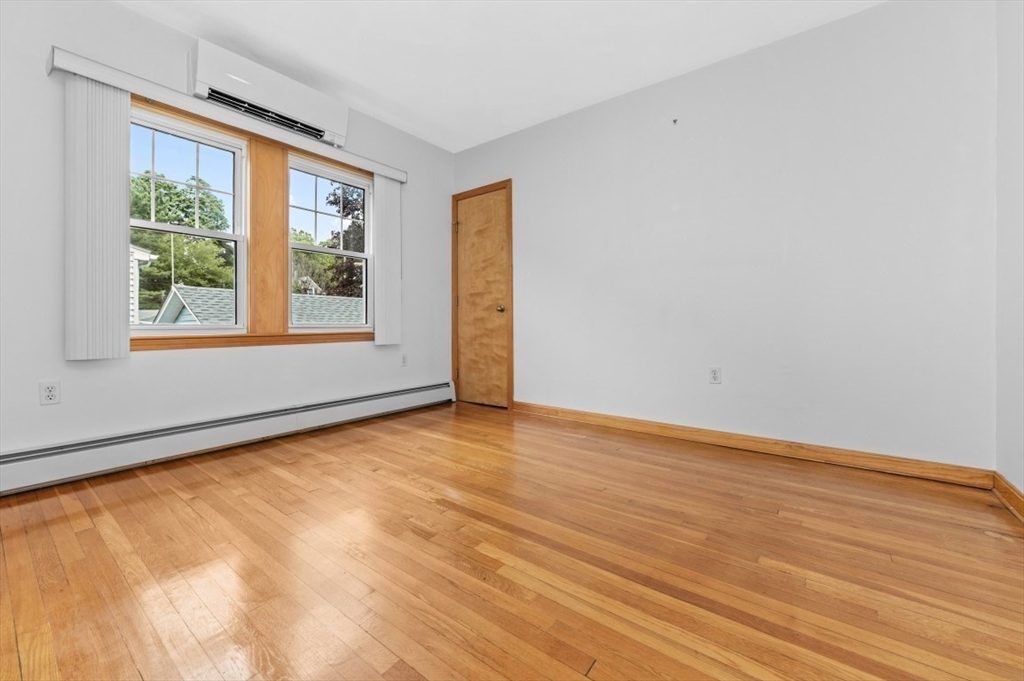 property viewer photo 11
