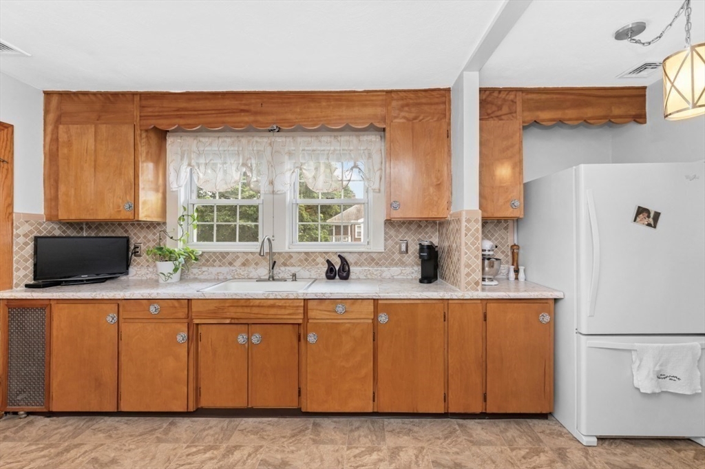 property viewer photo 25
