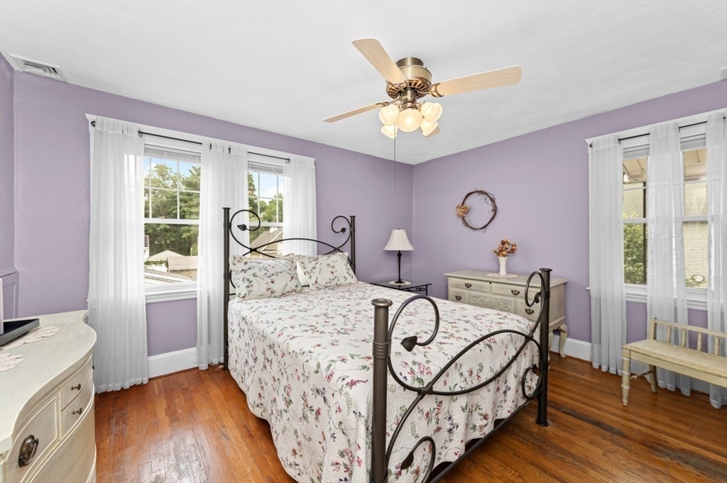 property viewer photo 26