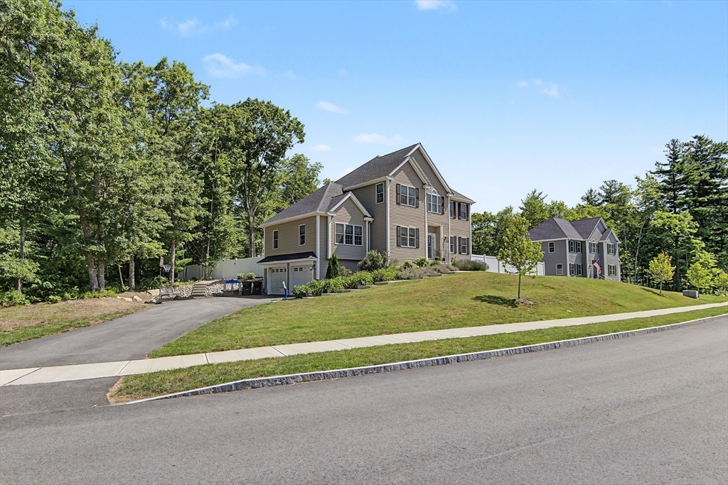 main property photo 7