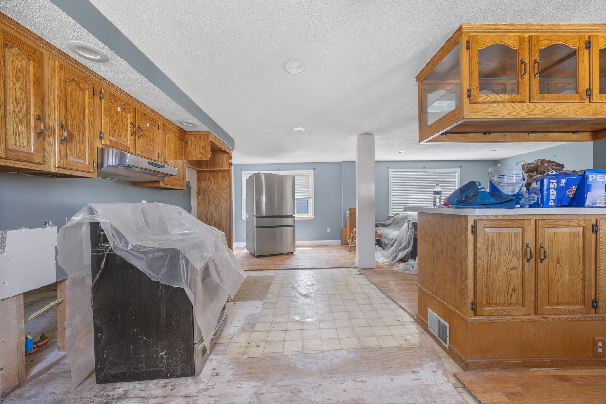 main property photo 13