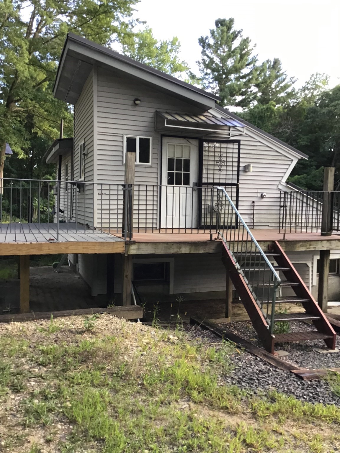 main property photo 12