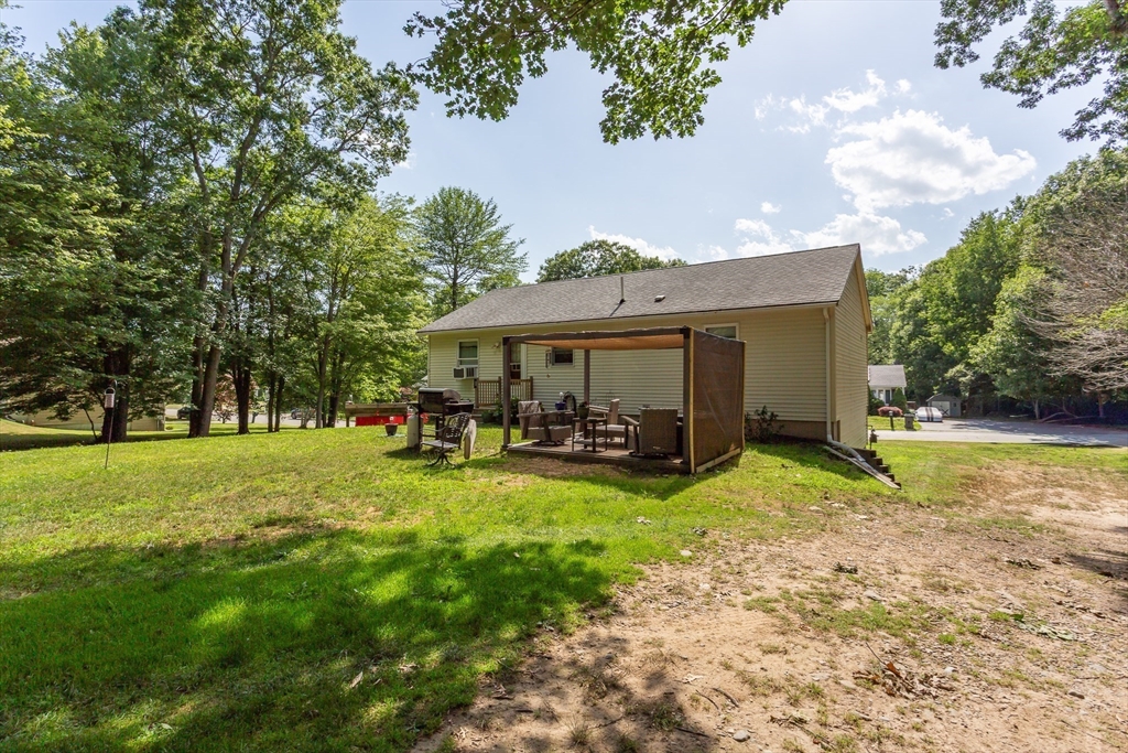 main property photo 19