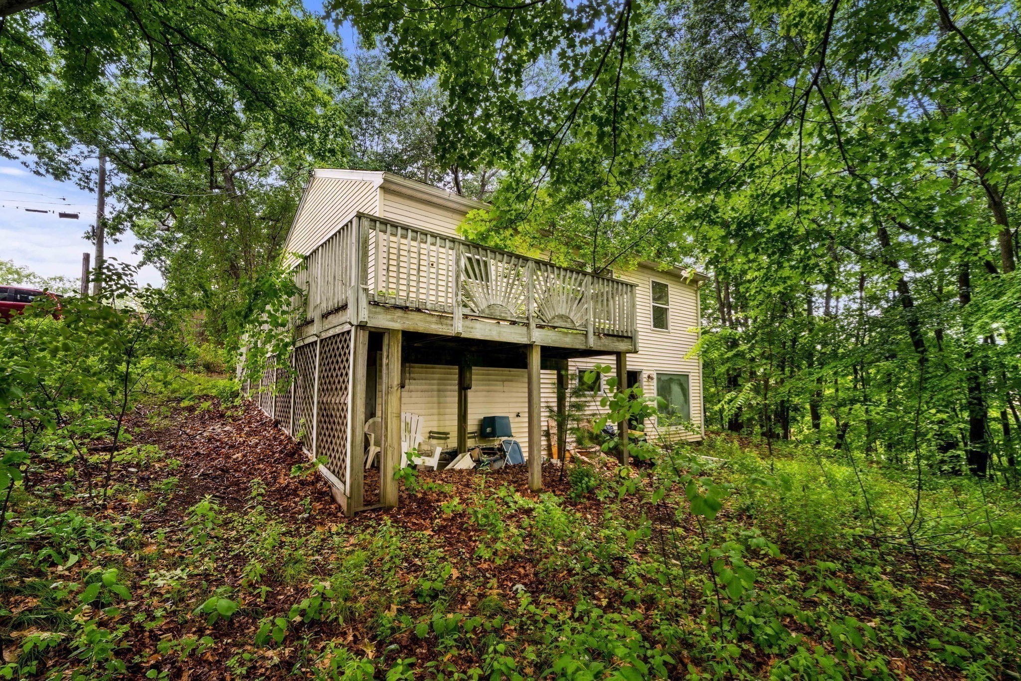 main property photo 10