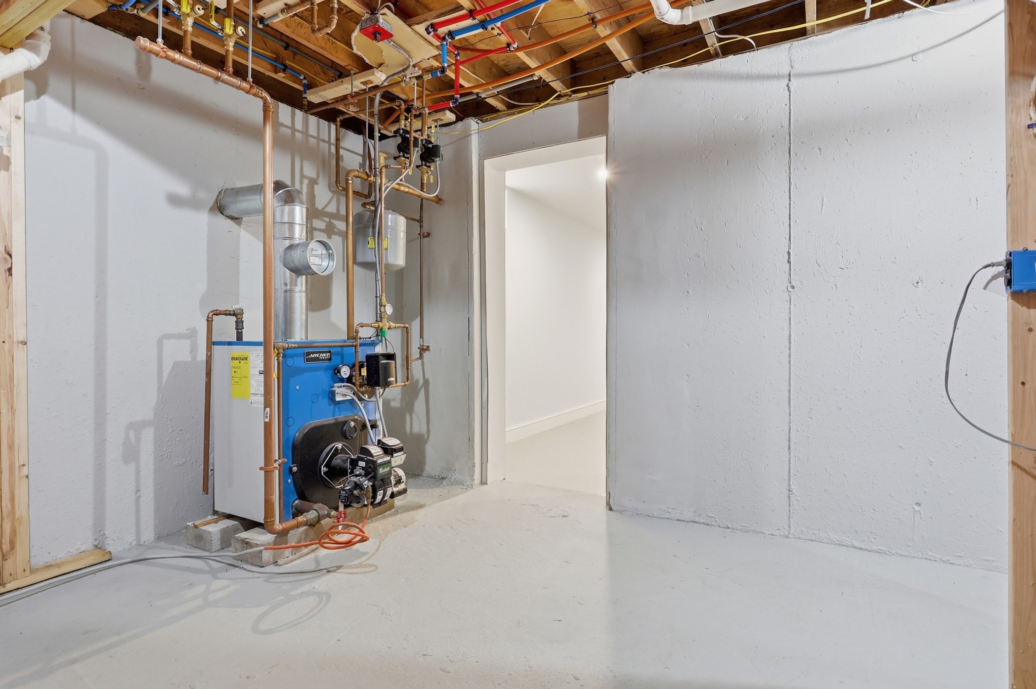 main property photo 23