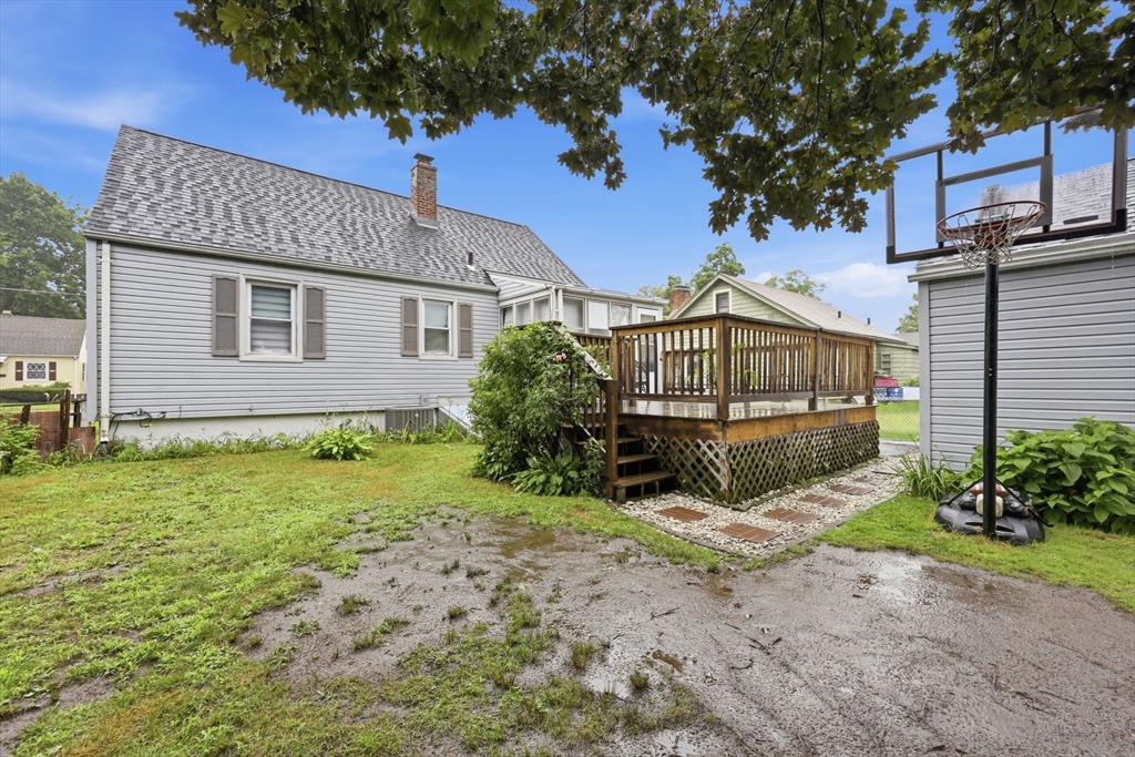 main property photo 32