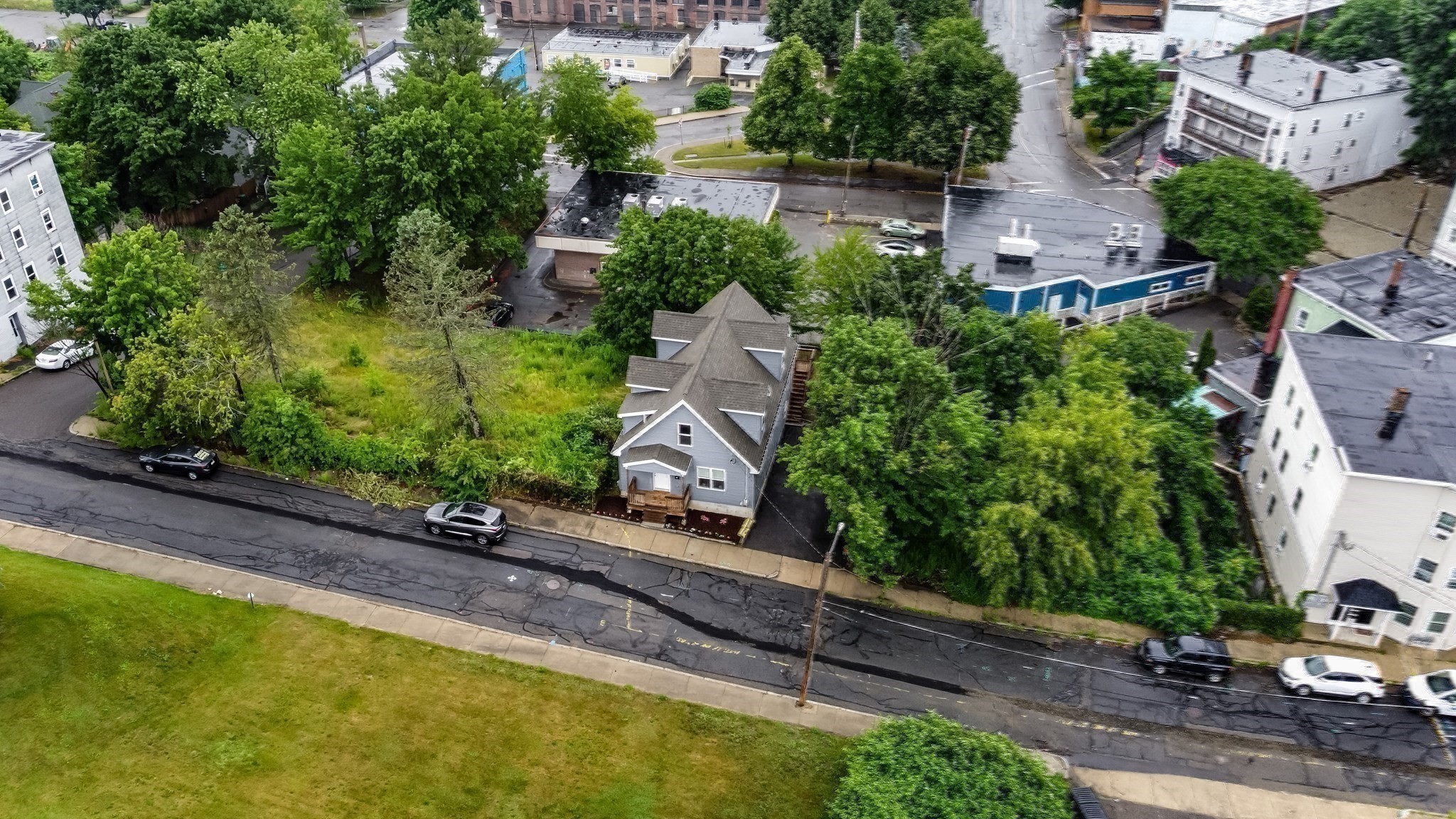 main property photo 35