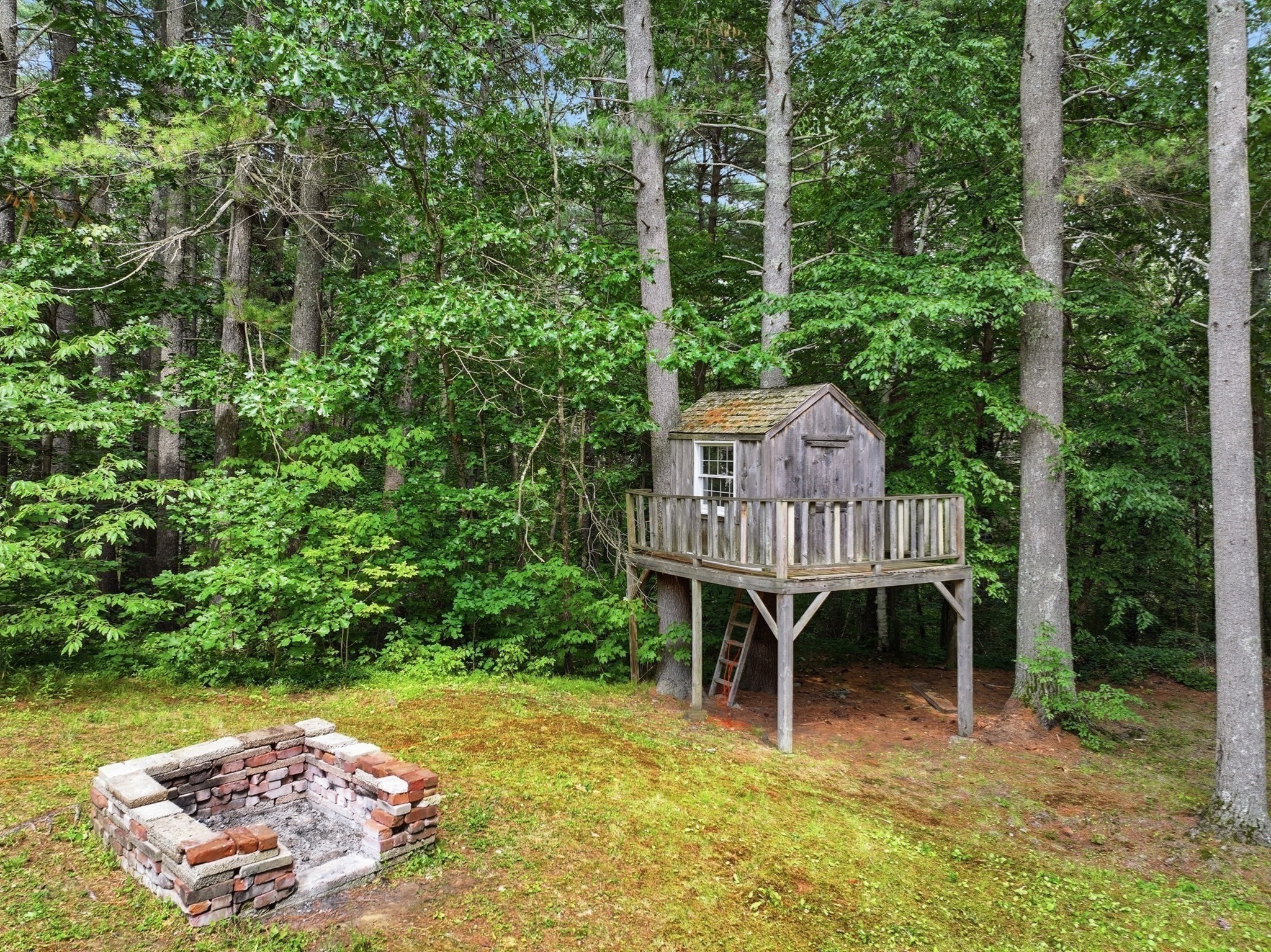 main property photo 30