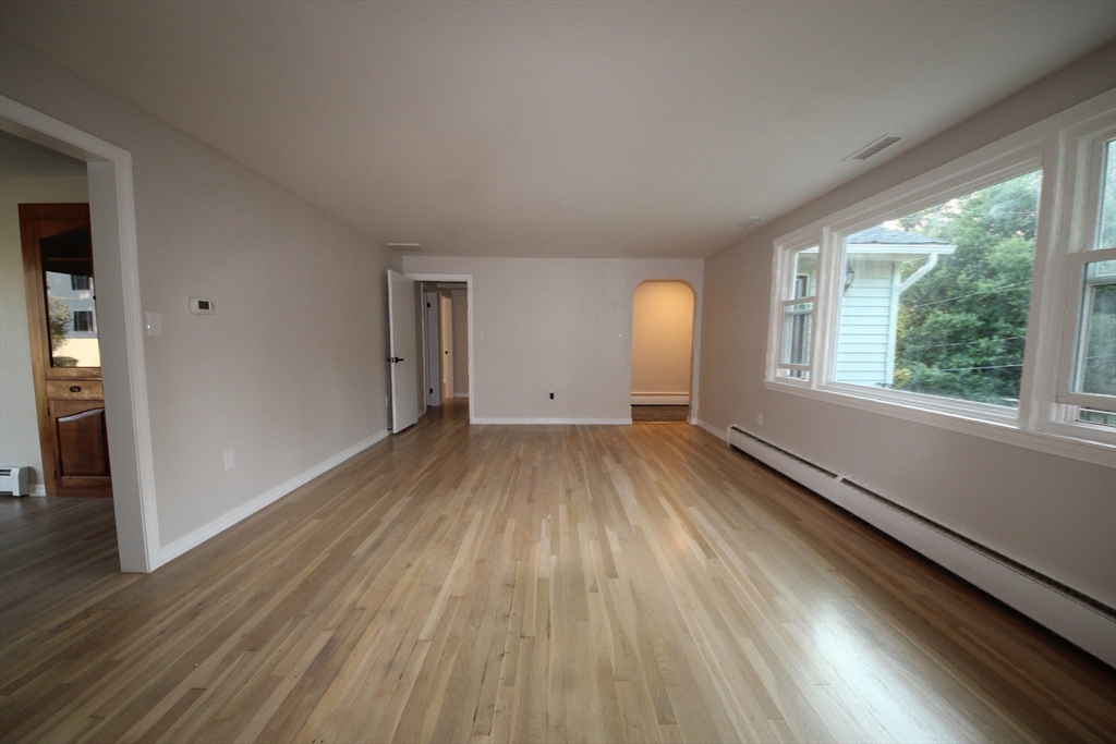 property viewer photo 16